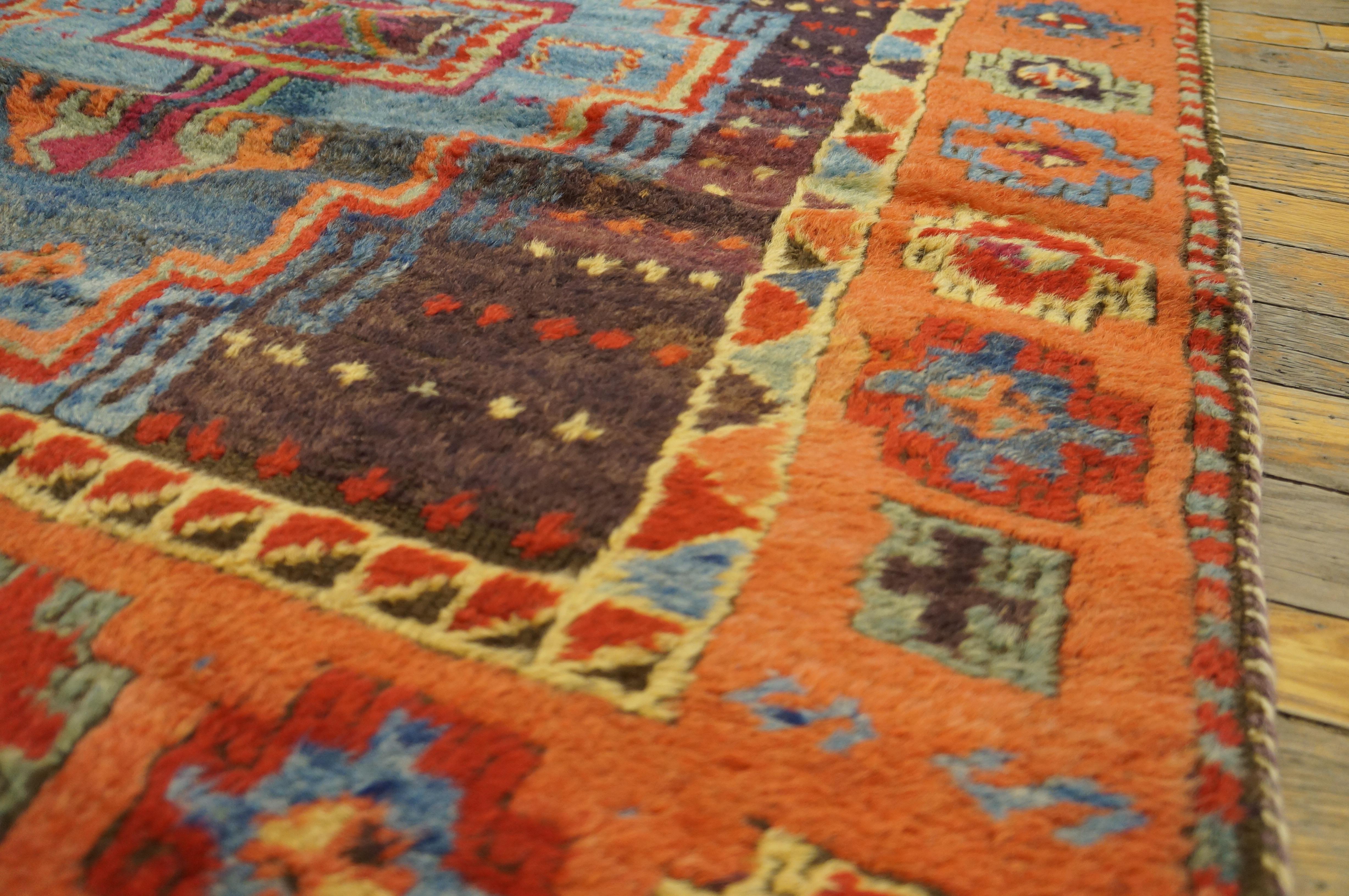Antique Turkish Yuruk rug. Measures: 3'7