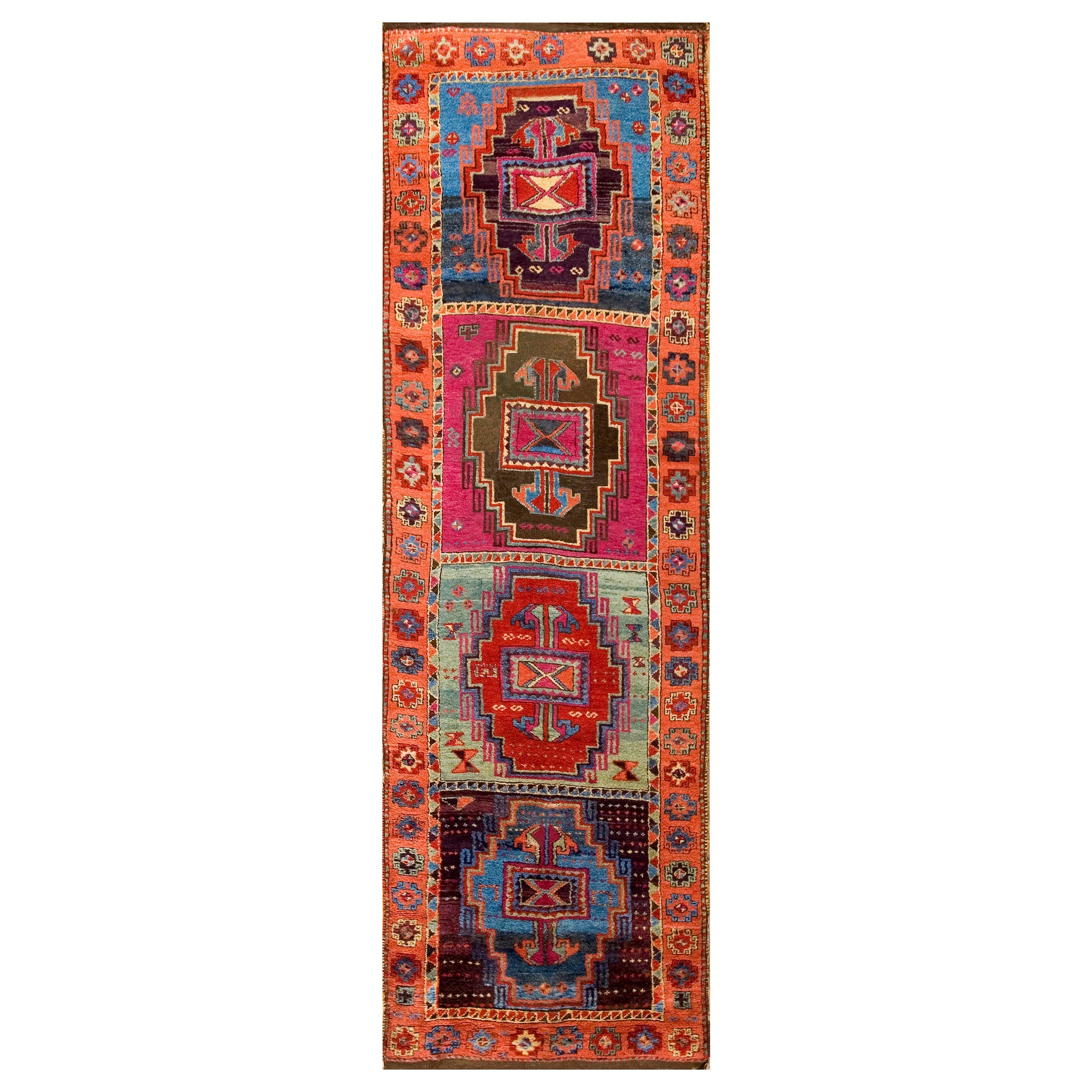 Tapis turc ancien de type Yuruk