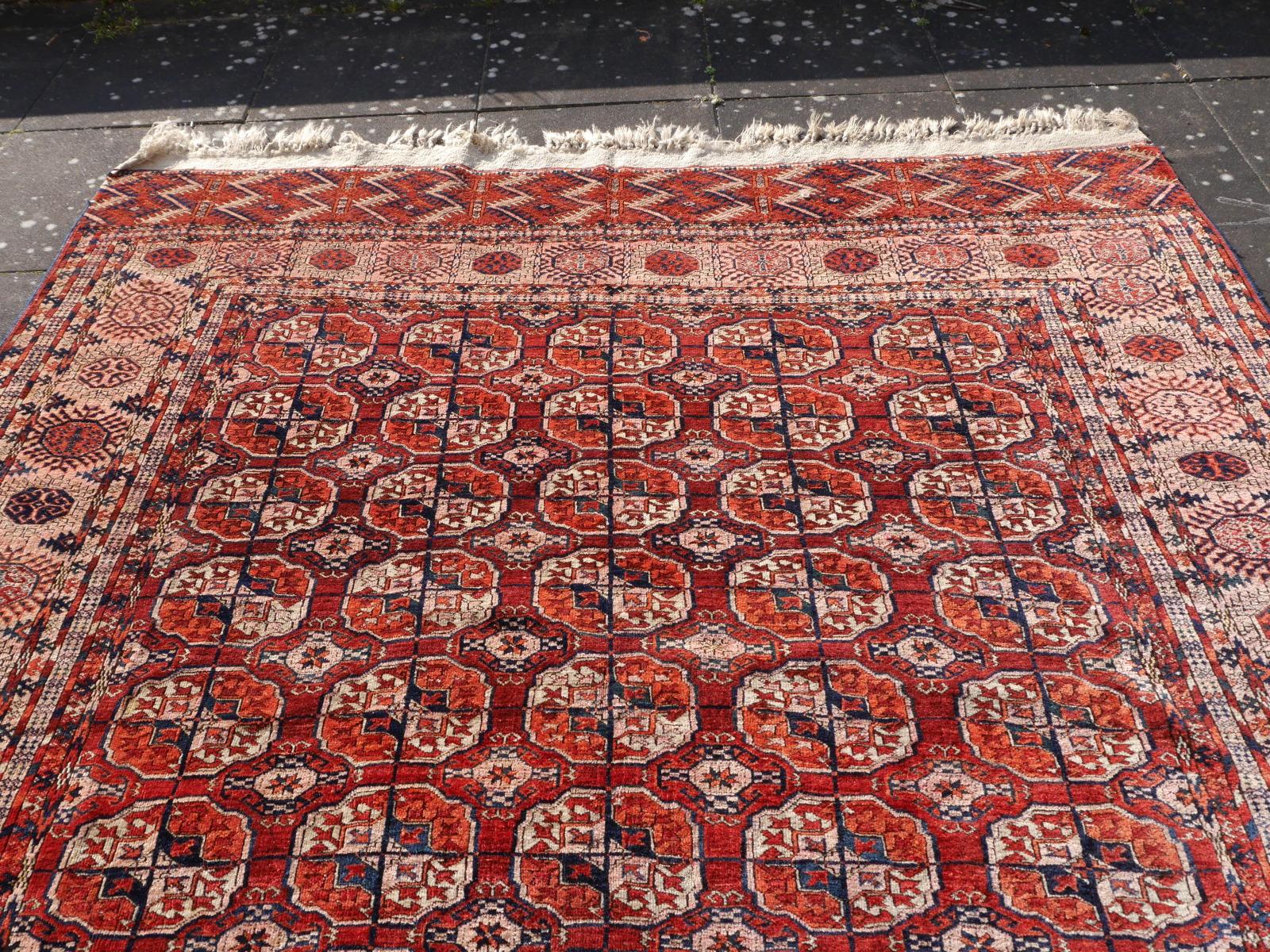 Antique Rug Turkman Tekke Bukhara Main Carpet Djoharian Collection For Sale 7