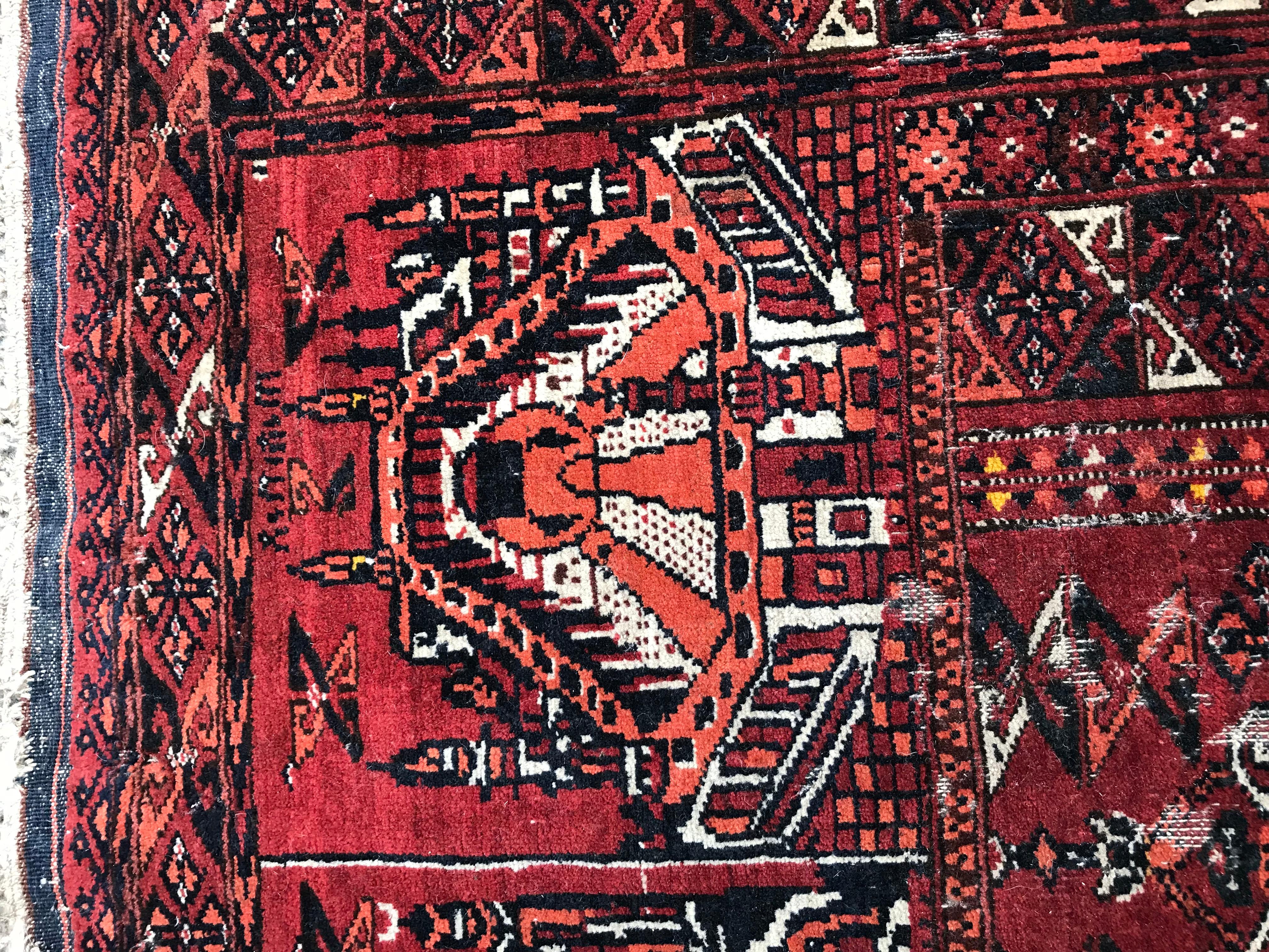 Antique Turkmen Afghan Prayer Rug In Fair Condition For Sale In Saint Ouen, FR