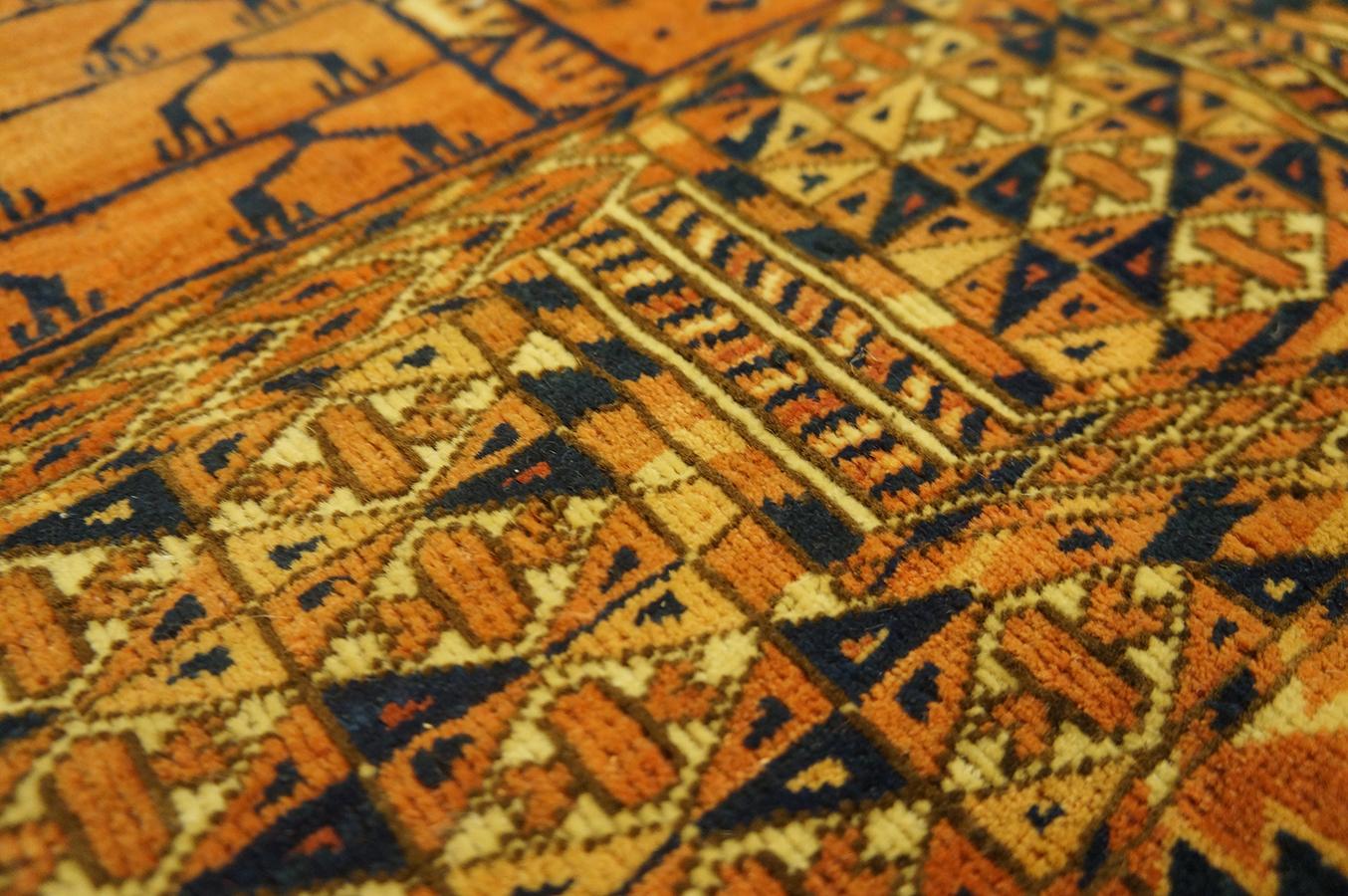 19th Century Central Asian Turkmen Engsi Carpet ( 3' 9