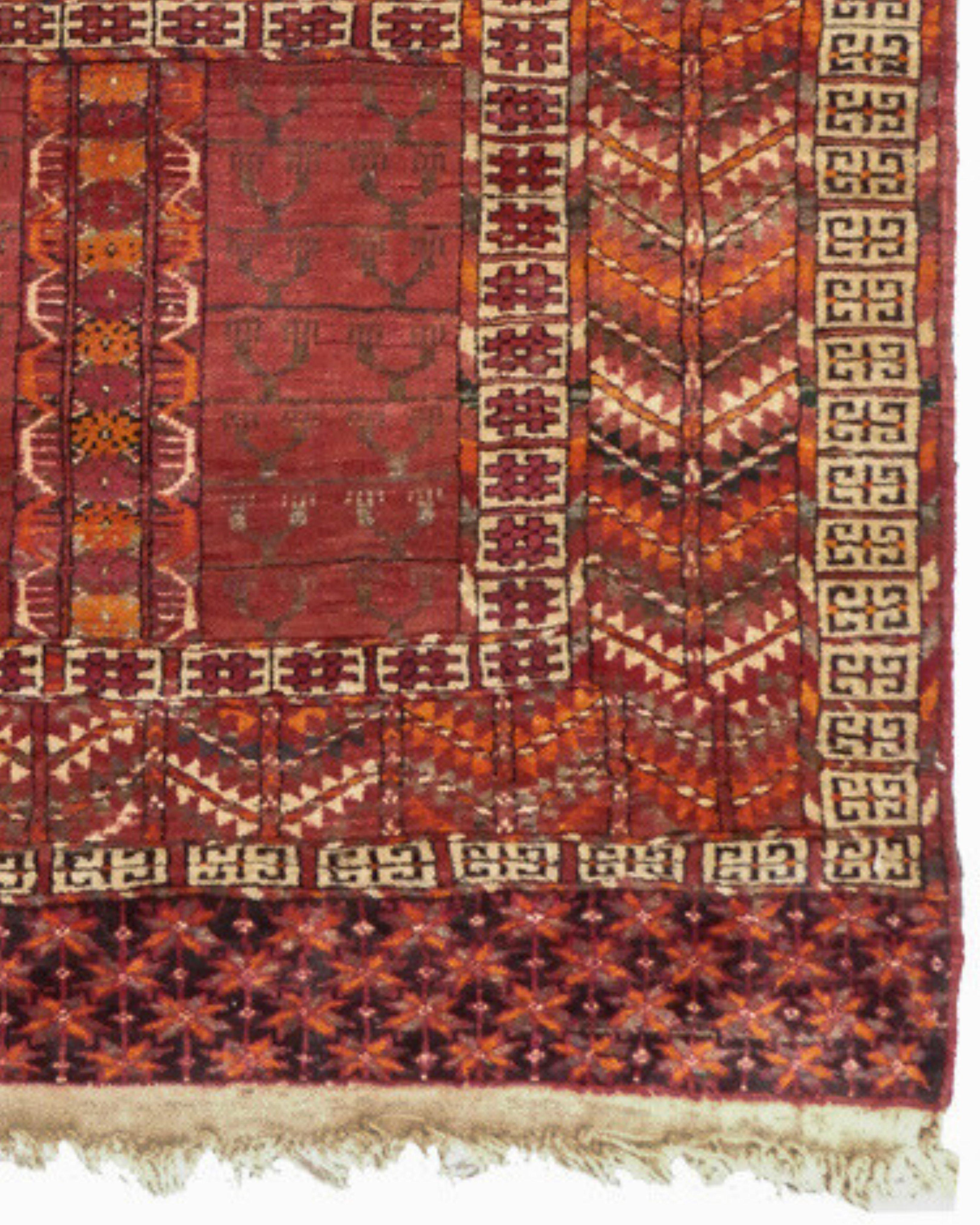 Antique Turkmen Ensi Rug, Early 20th Century In Excellent Condition For Sale In San Francisco, CA