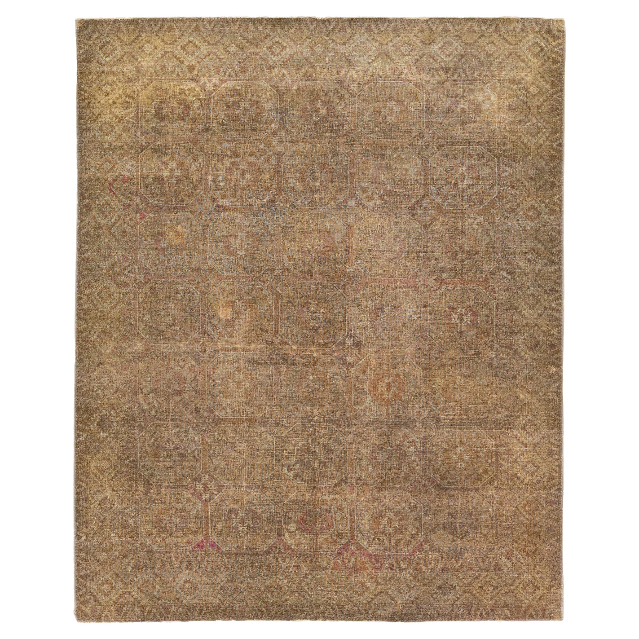 Antiker Turkmen-Handgefertigter brauner Wollteppich mit Gul-Design