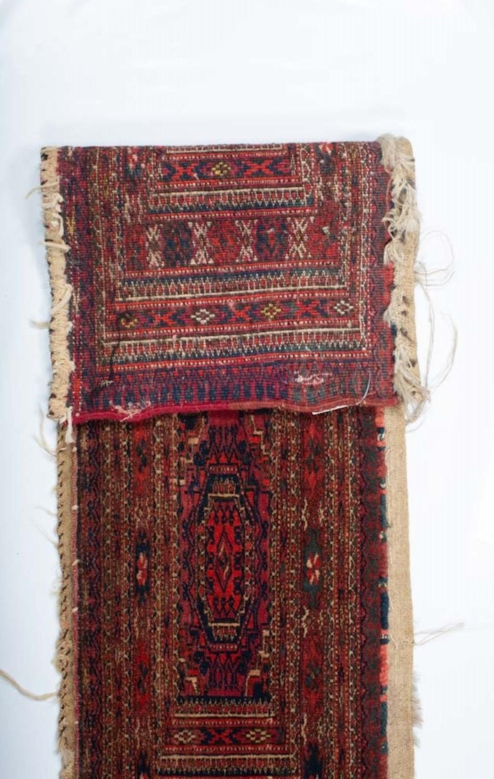 Antique Turkmen Rug 1’0