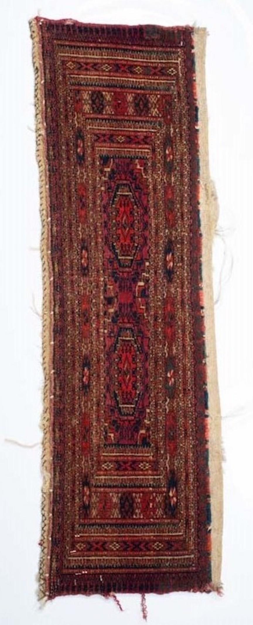 Antique Turkmen Rug 1’0