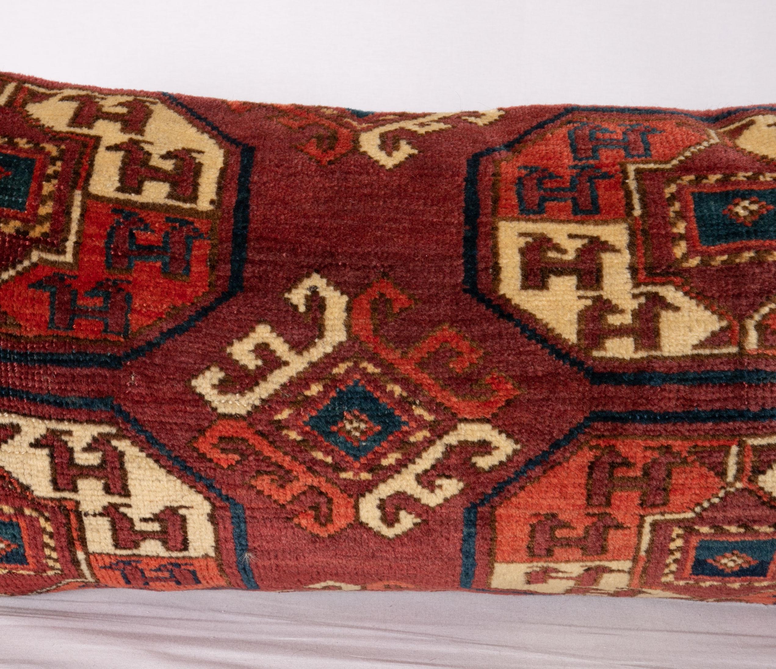 Antique Turkmen Rug Pillow Case Made from a 19th Century Turkmen Main Rug In Good Condition In Istanbul, TR