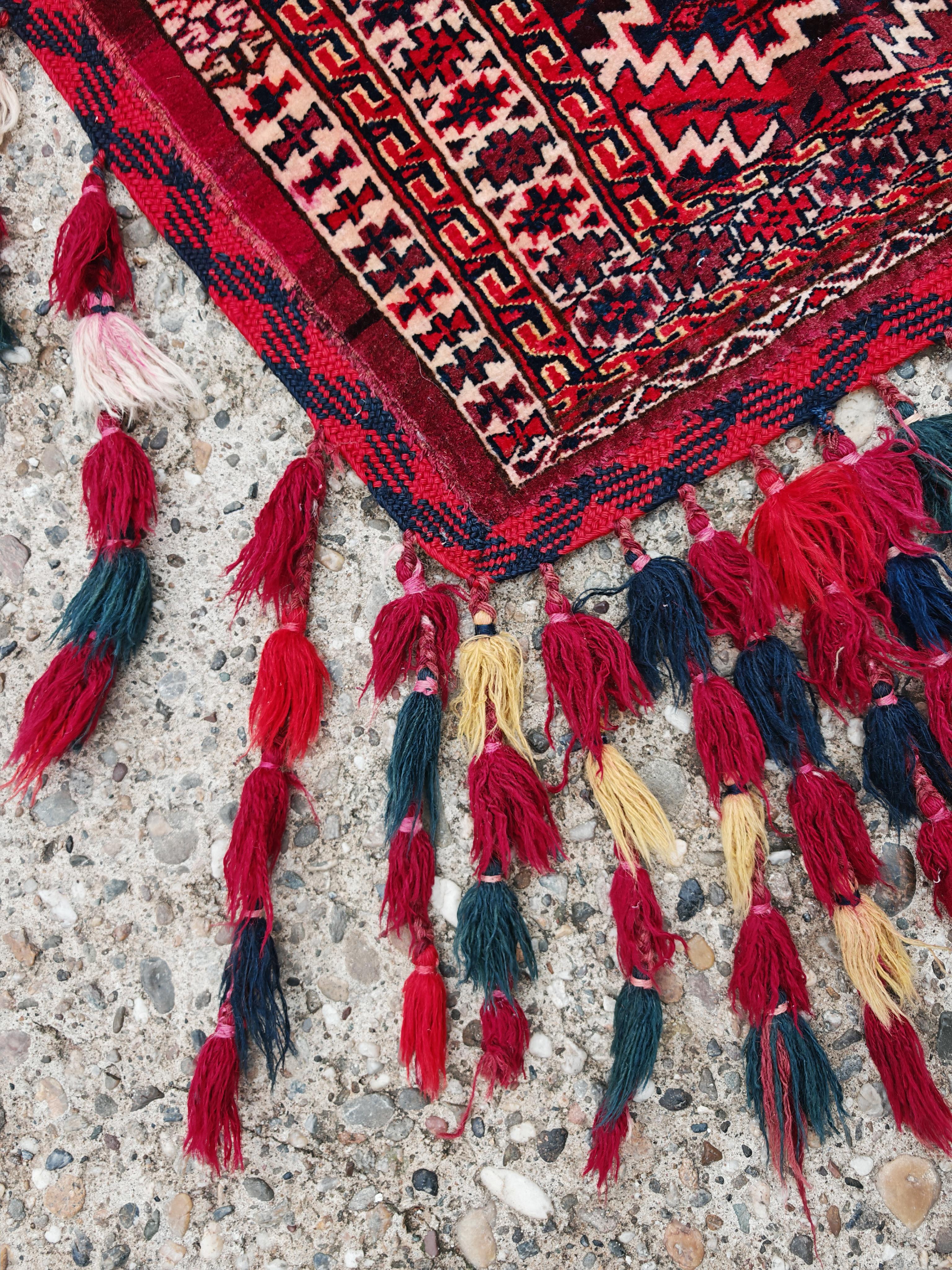 Turkmeno Antico Yomud Asmalyk turkmeno per la decorazione del cammello della sposa, XIX secolo in vendita