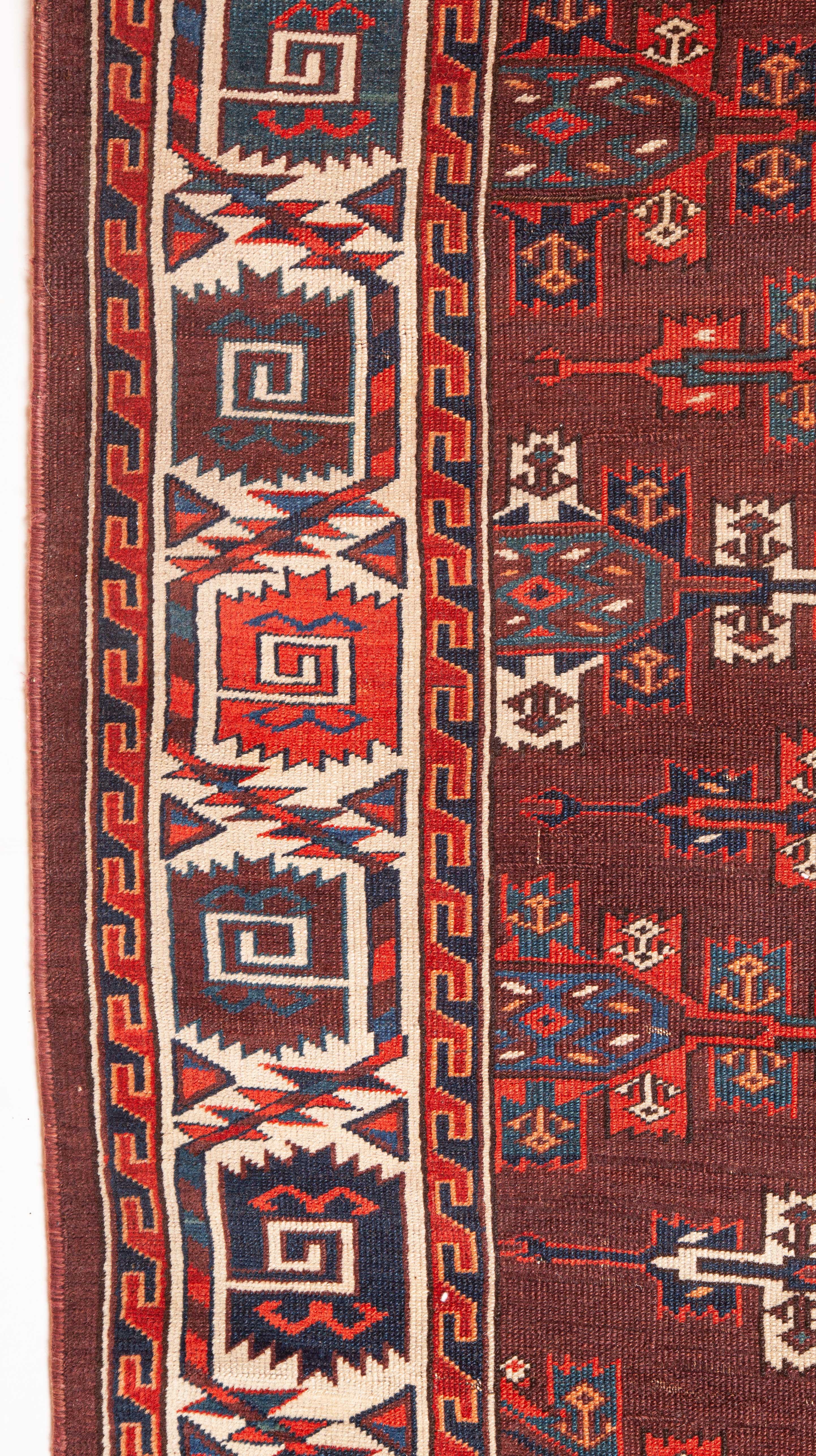 Antique Turkmen Yomud Tribe, Kepse Gul Design Main Rug, Mid-19th Century In Distressed Condition For Sale In Istanbul, TR
