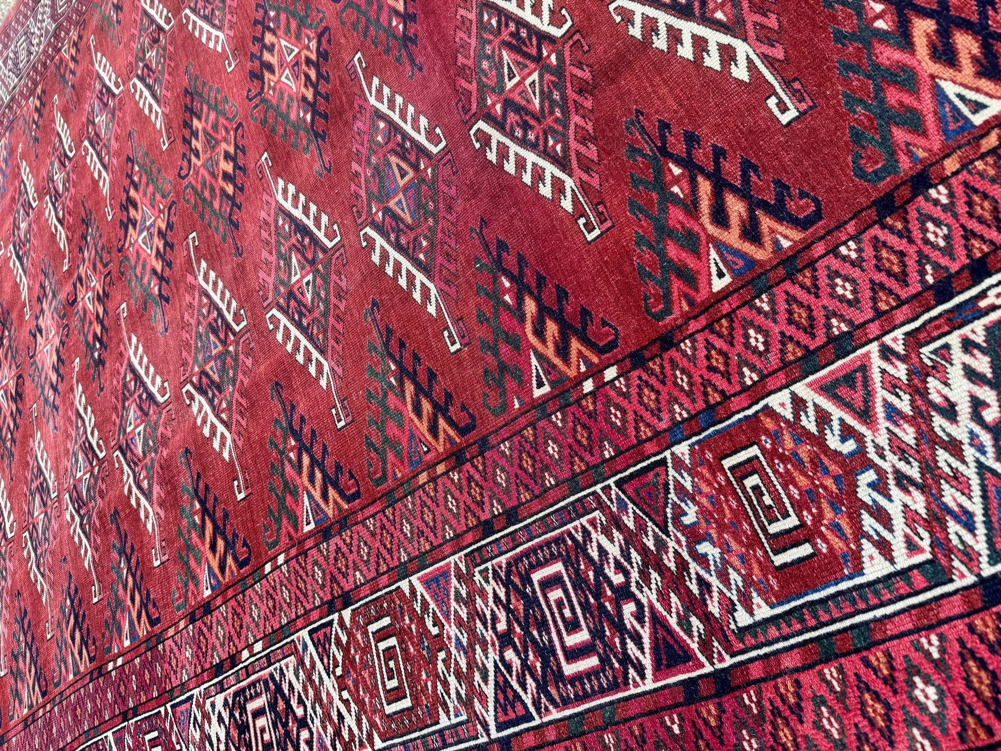 Tapis Yomut turc ancien 2,98 m x 1,94 m en vente 9