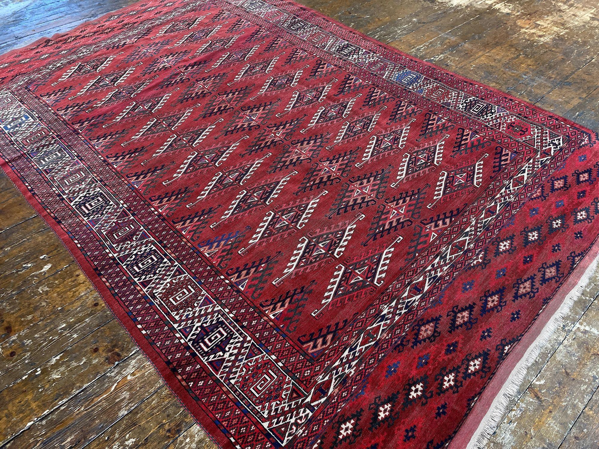 Tapis Yomut turc ancien 2,98 m x 1,94 m en vente 1