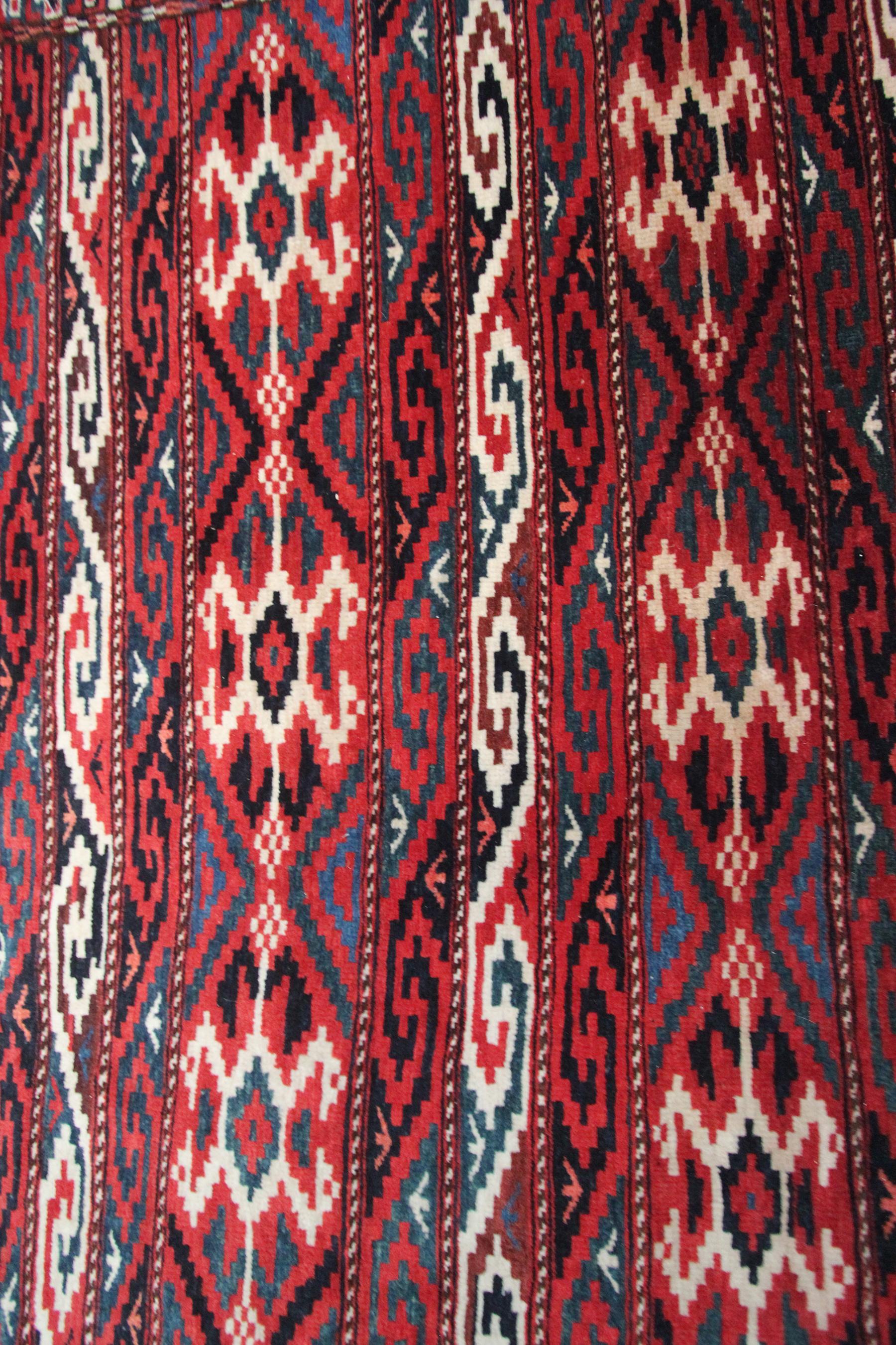 Antiker türkischer Ersari Hauptteppich Afghanischer geometrischer Teppich, Stammeskunst im Angebot 3