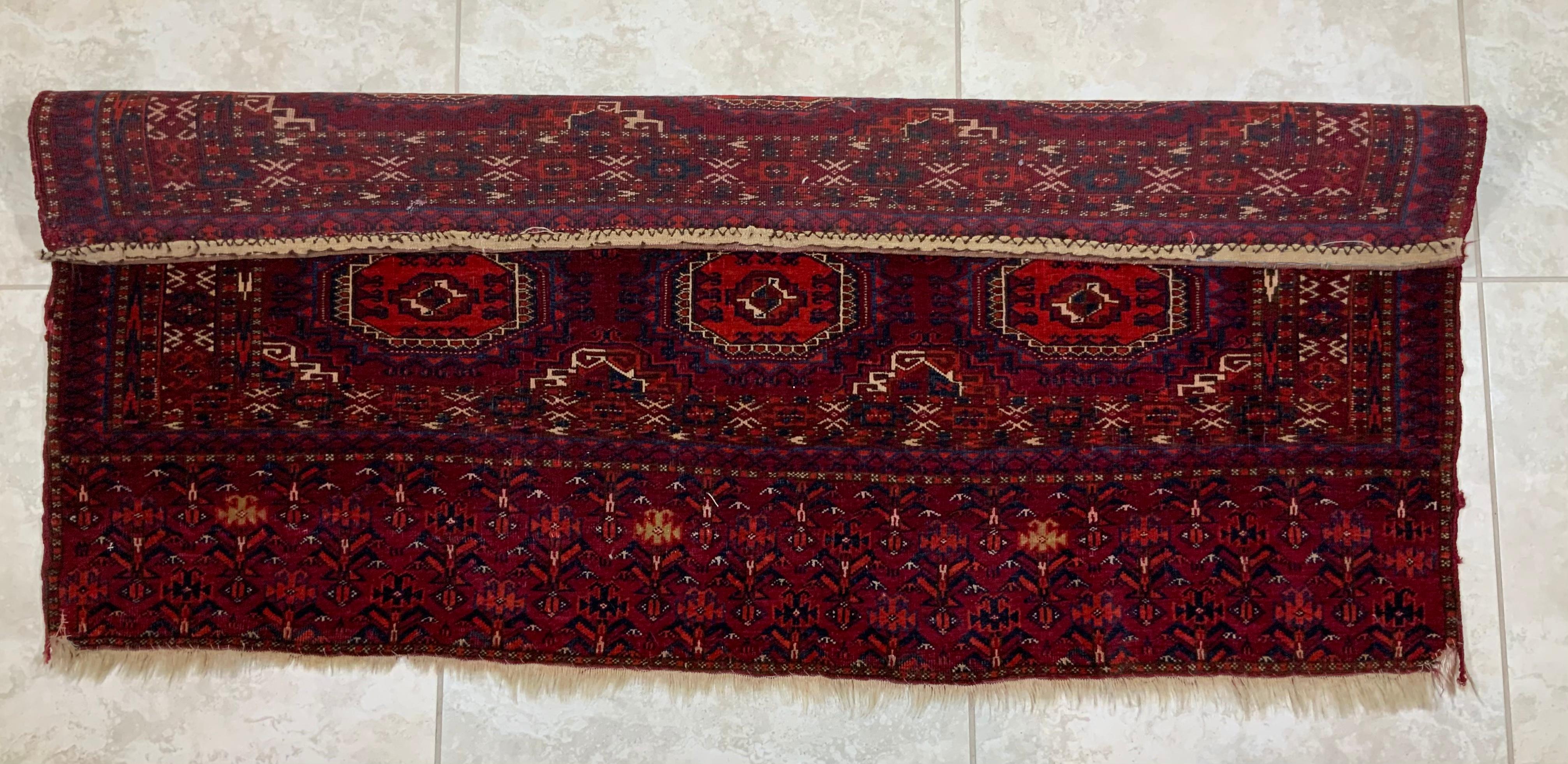 Antique Turkoman Rug 8