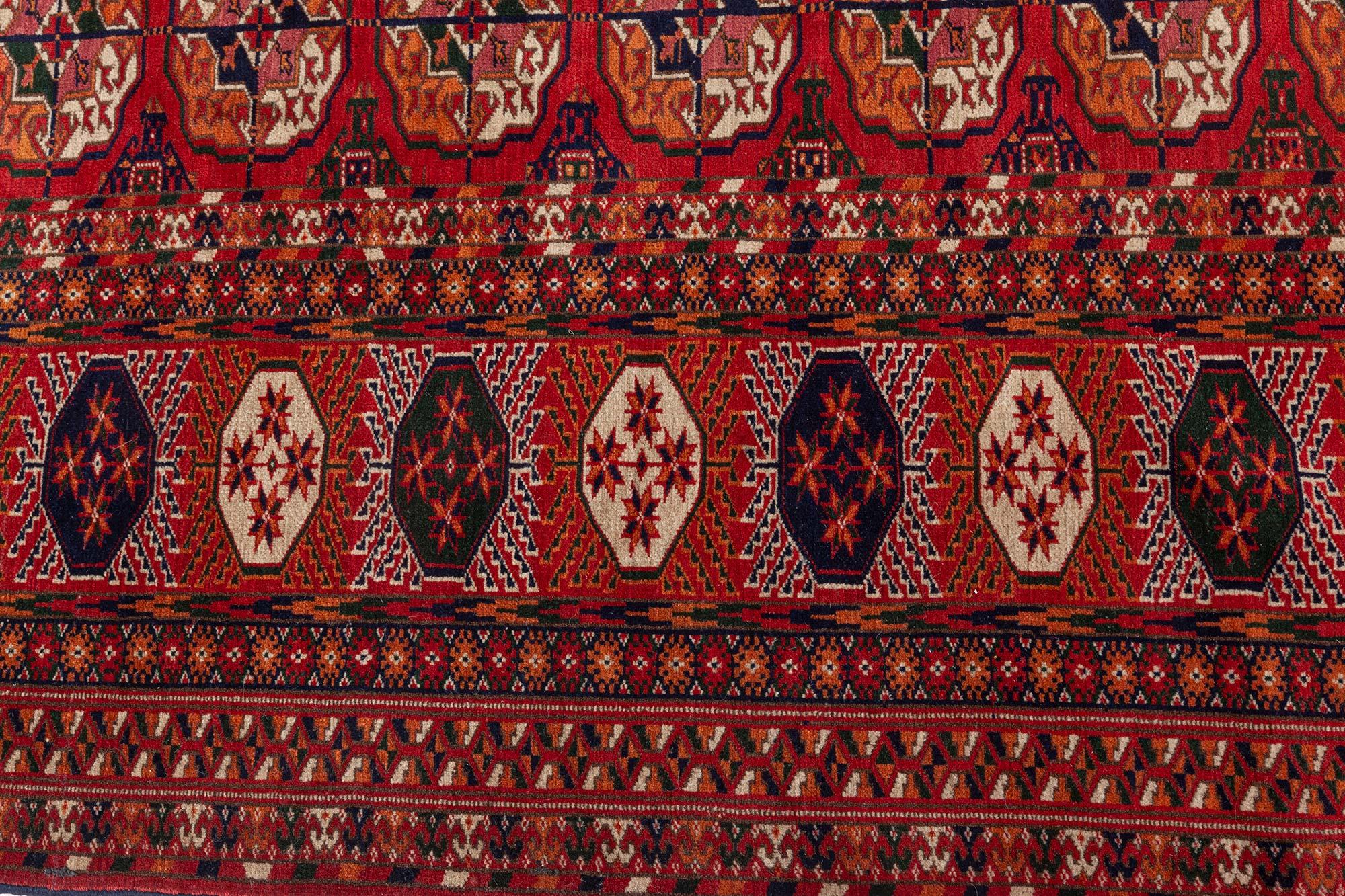 Antique Turkoman Rug In Good Condition For Sale In New York, NY