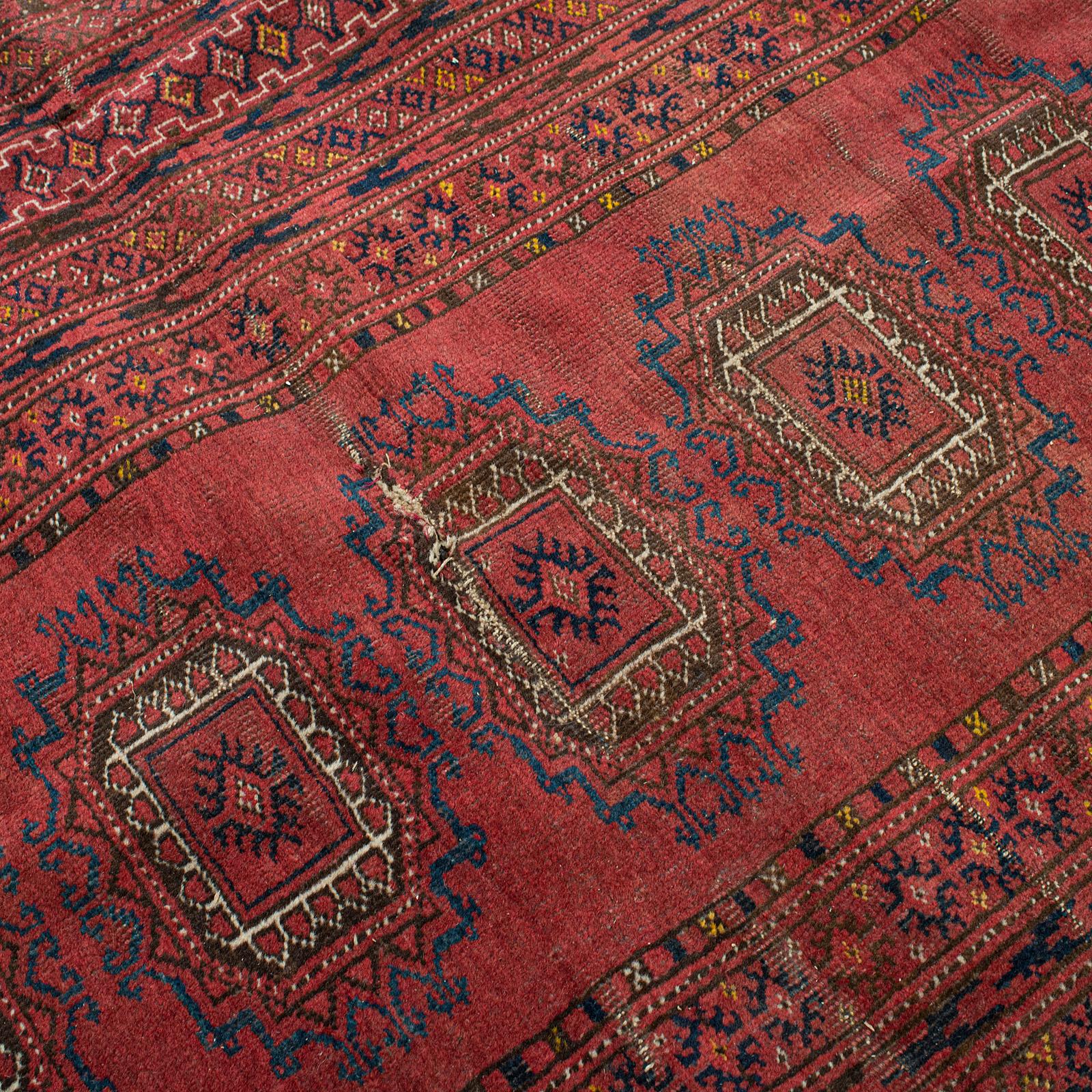 Antique Turkoman Rug, Middle Eastern, Woven Dozar, Decorative Carpet, Circa 1920 For Sale 3