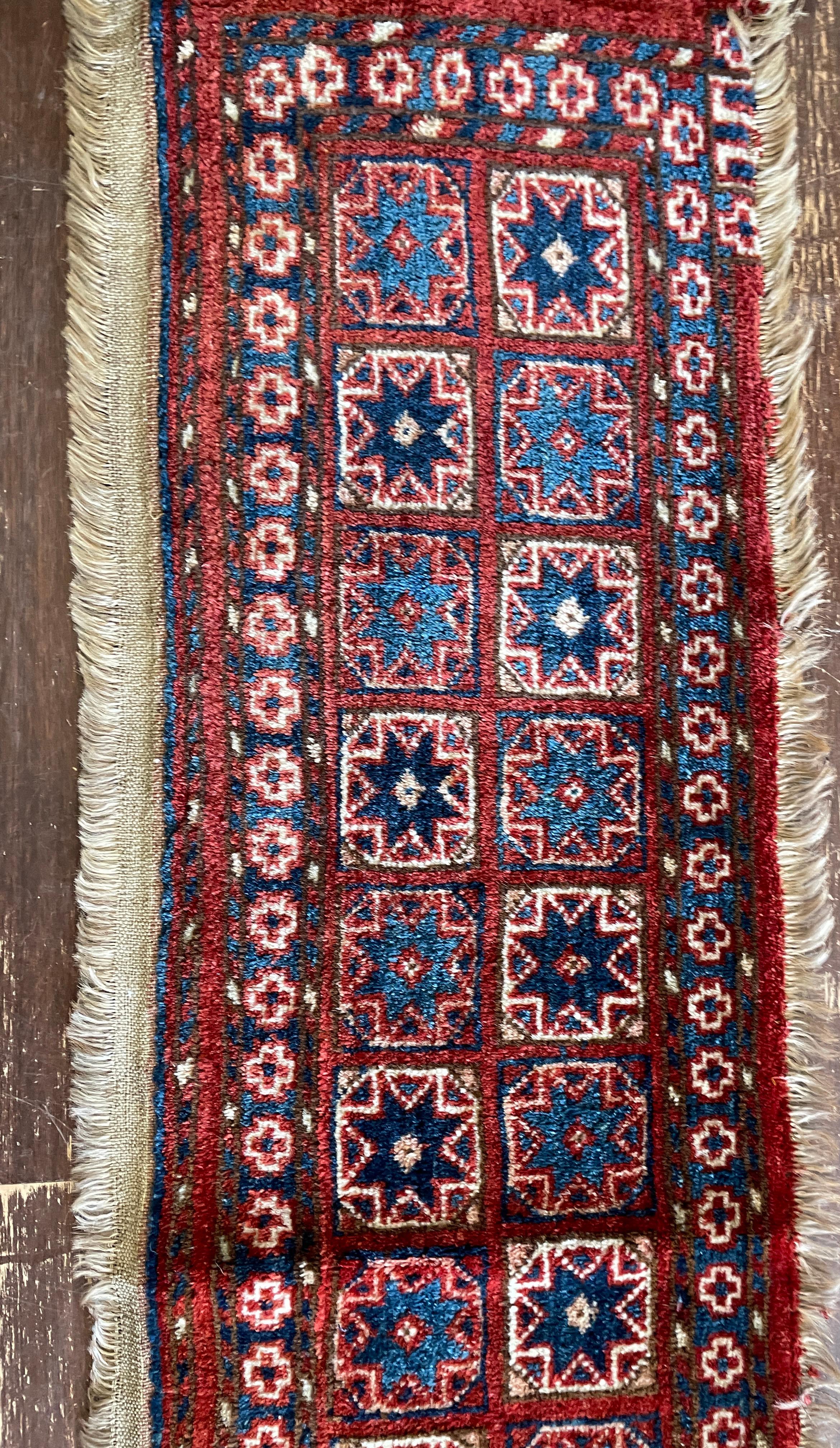 Tribal Tapis/s antique Turkoman Star en vente
