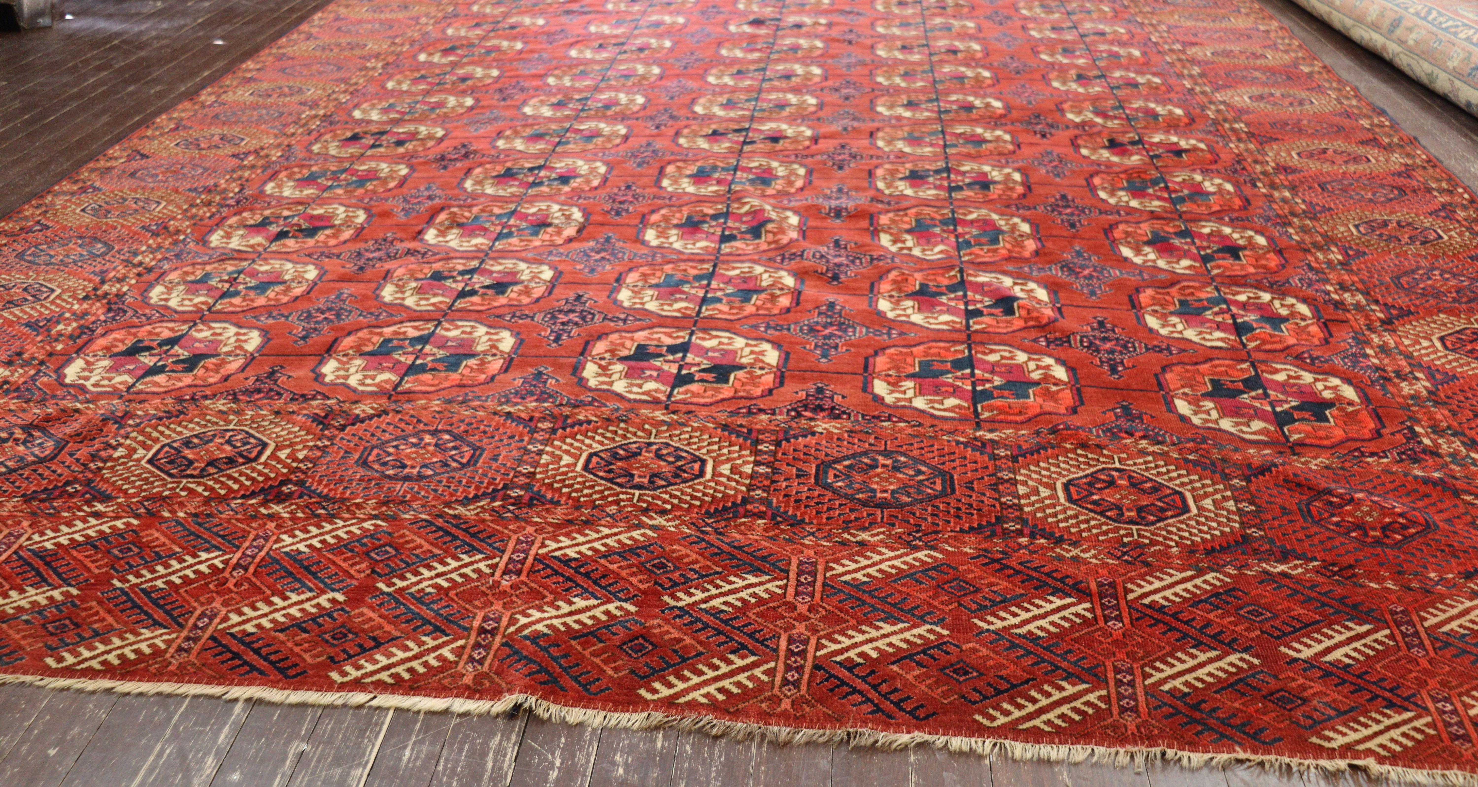 Antique Turkoman Tekke Main Carpet, 7'6