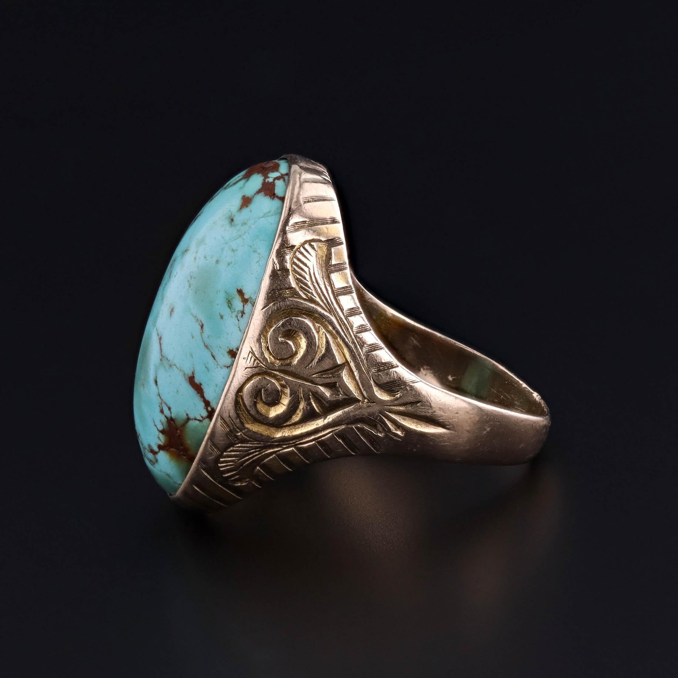 Taille cabochon Bague ancienne en or 12k avec dôme en turquoise en vente