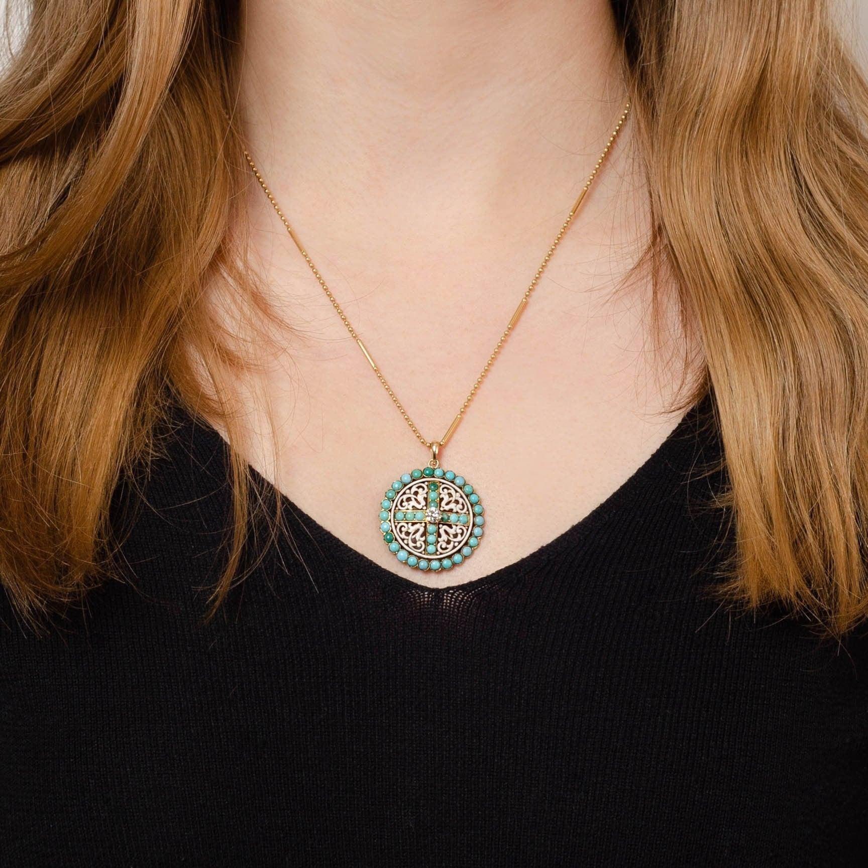 Collier ancien en or 14k avec turquoise, émail et diamants Excellent état - En vente à Lewisburg, PA