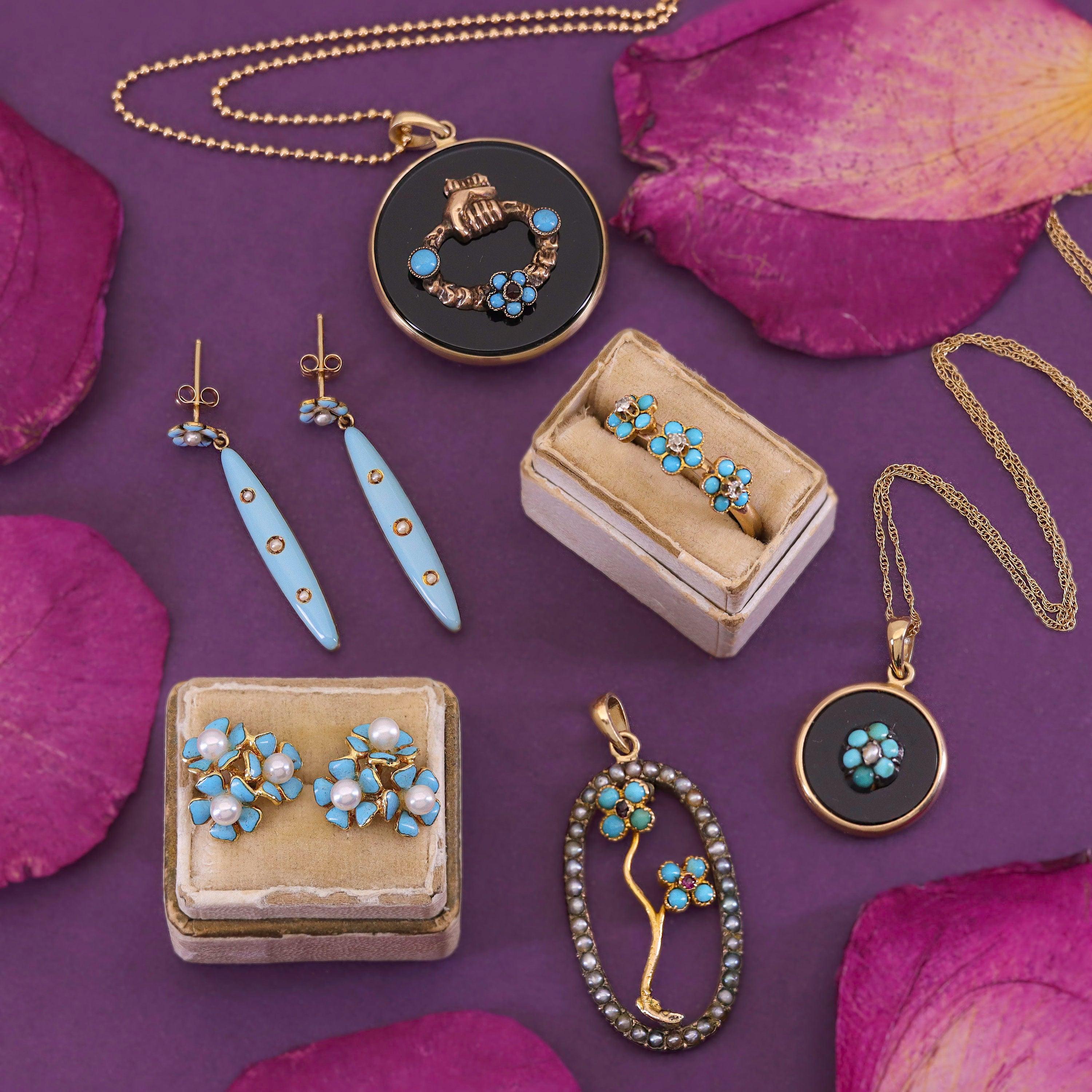 Pendentif ancien Forget-Me-Not Conversion en or 14 carats en vente 1