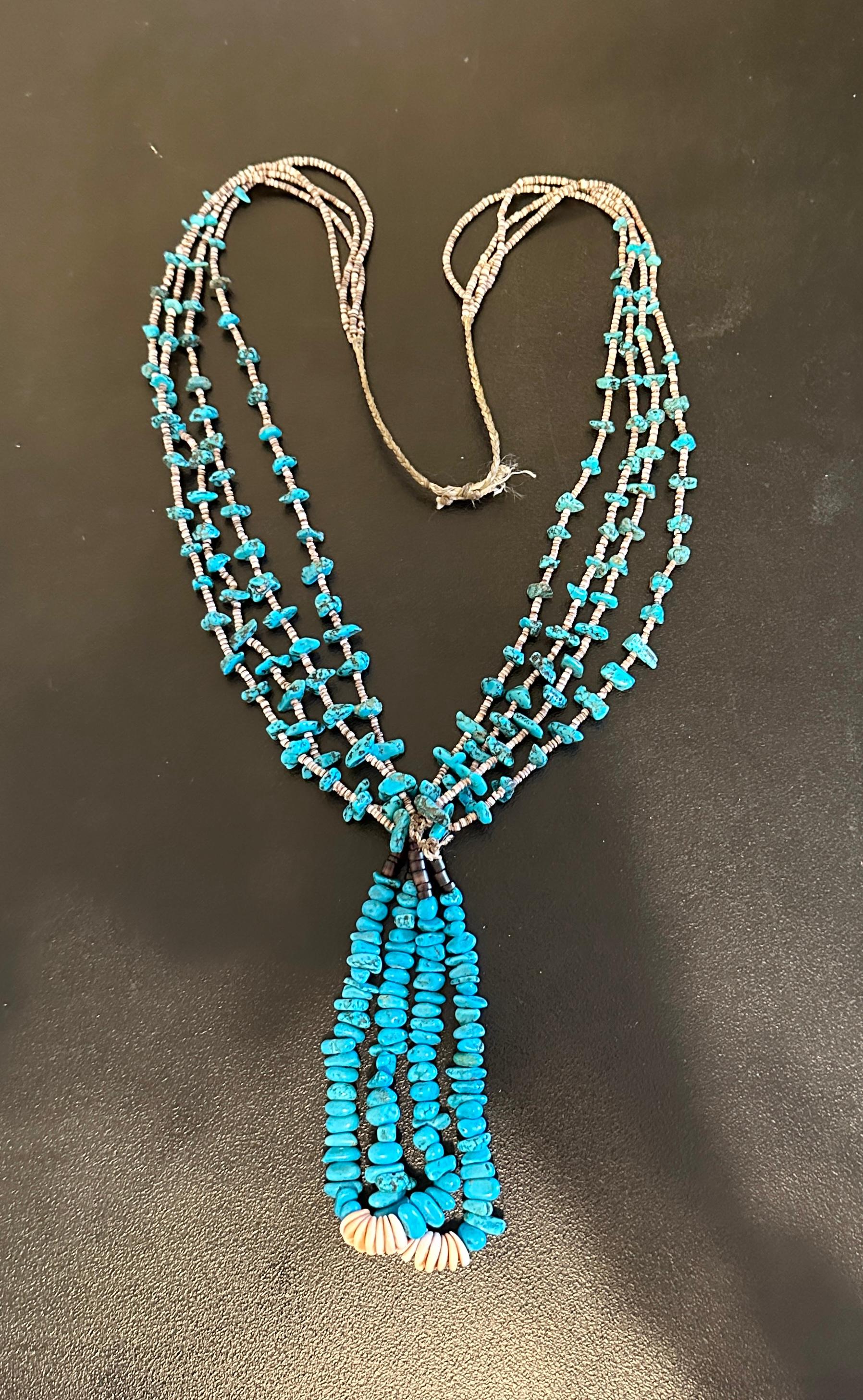 THIS IS A MAGNIFICENT ANTIQUE SANTO DOMINGO NATIVE AMERICAN INDIAN TURQUOISE FOUR STRAND JACLA NECKLACE WITH FANTASTIC EARLY NATURAL TURQUOISE OF EXQUISITE COLOR WITH CLAM SHELL BEADS AND STUNNING TINY HEISHI BEADS.  THE VERY RARE HAND MADE NECKLACE