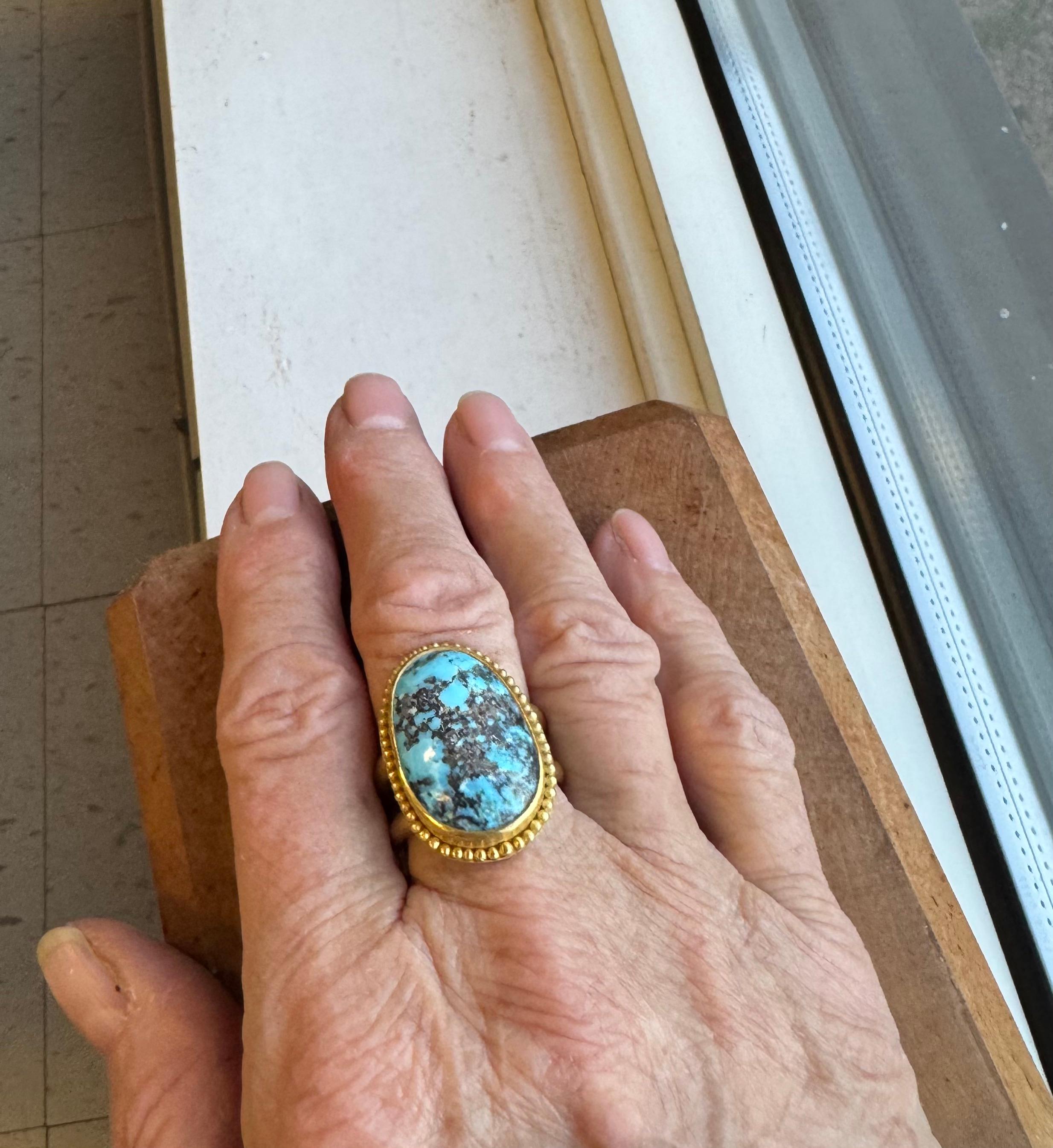 Bague ancienne en turquoise en or 22 carats avec granulation en vente 2