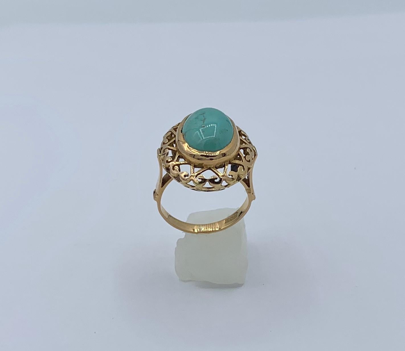 Antique Turquoise Ring Retro Cocktail 18 Karat Yellow Gold For Sale 1