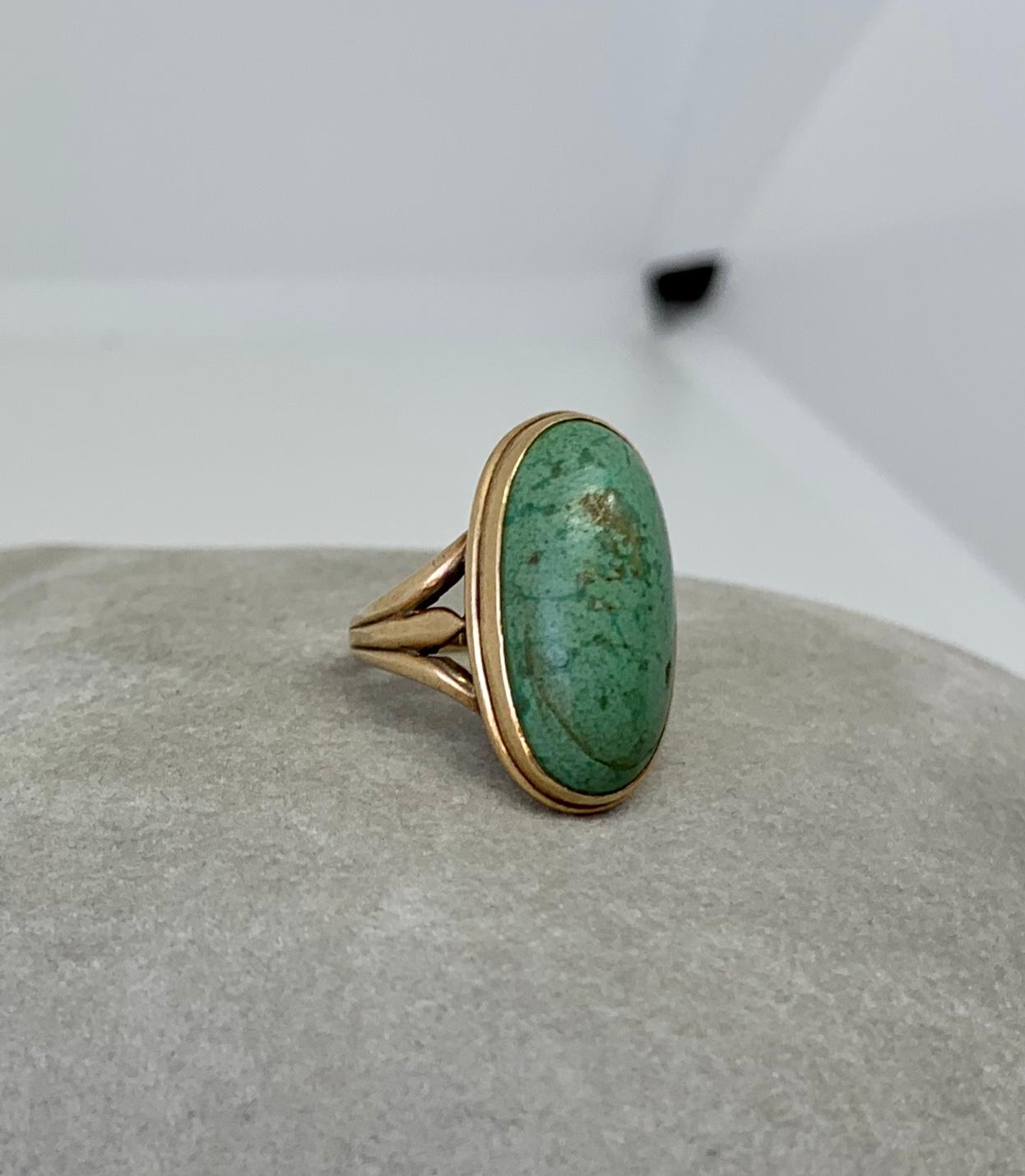 Antique Turquoise Ring Retro Mid Century Cocktail Ring Gold In Good Condition For Sale In New York, NY