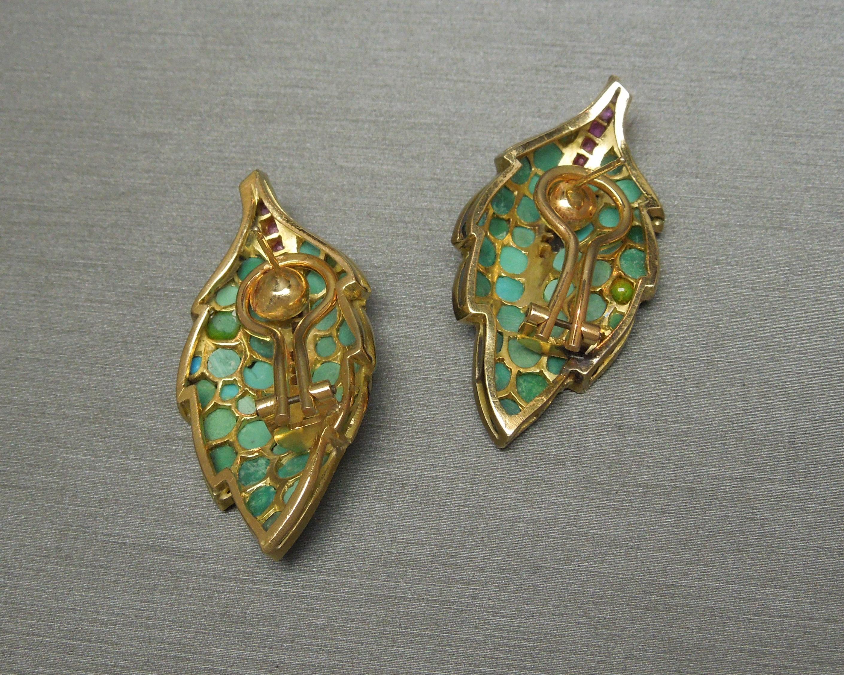 Antike Türkis- und Rubin-Ohrringe Damen im Angebot