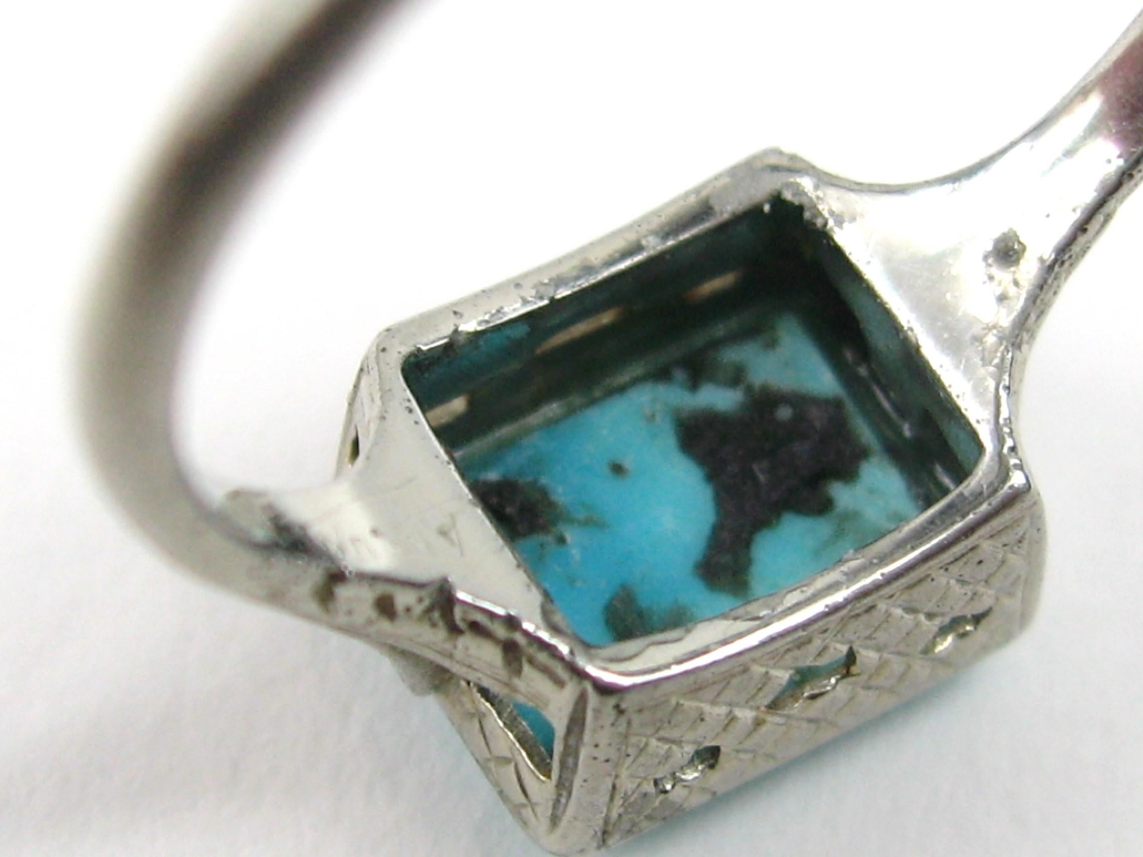 Antique Turquoise White 18 Karat Gold Ring 5