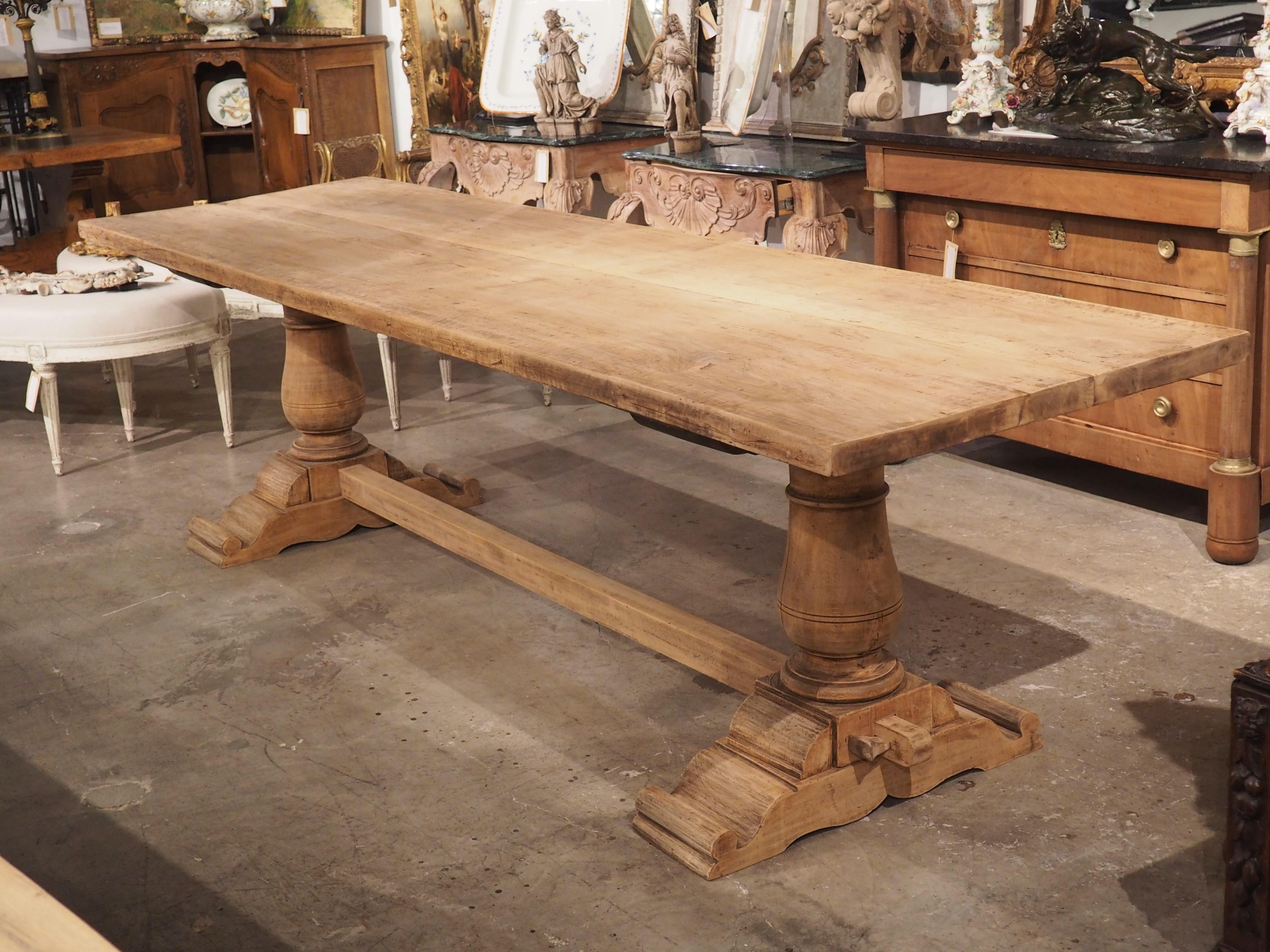 Antique Tuscan Walnut and Oak Dining Table, Circa 1900 In Good Condition In Dallas, TX