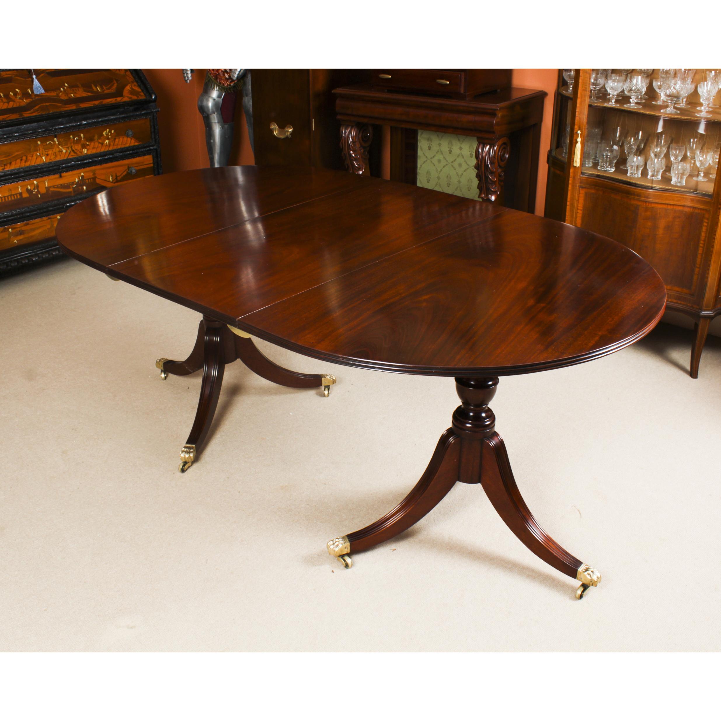 Antique Twin Pillar Regency Dining Table 19th C & 6 Chairs by Tilman In Good Condition In London, GB