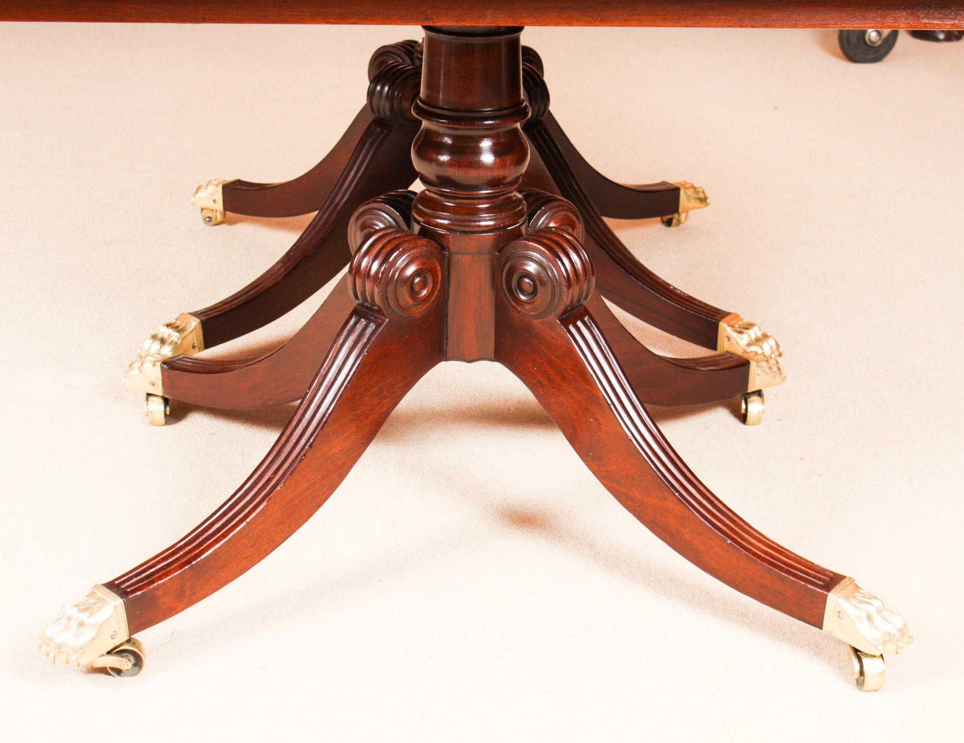 Antique Twin Pillar Regency Dining Table & 8 Regency Chairs 19th Century 6