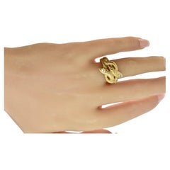 Antique Twin Serpent  Ring symbolizing eternal love in gold with  Diamonds 1880