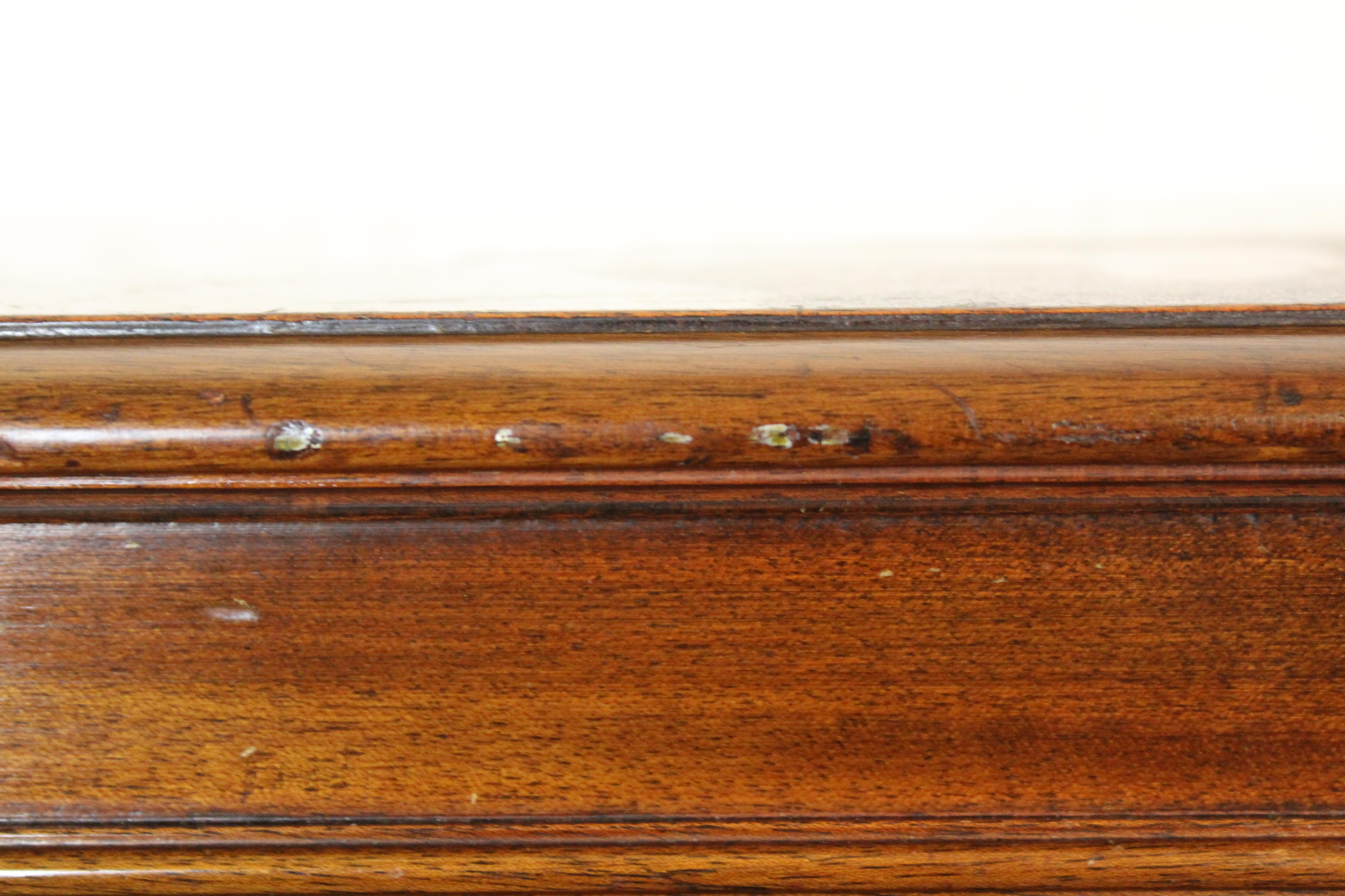 Antiker zweitüriger Schrank im Angebot 7