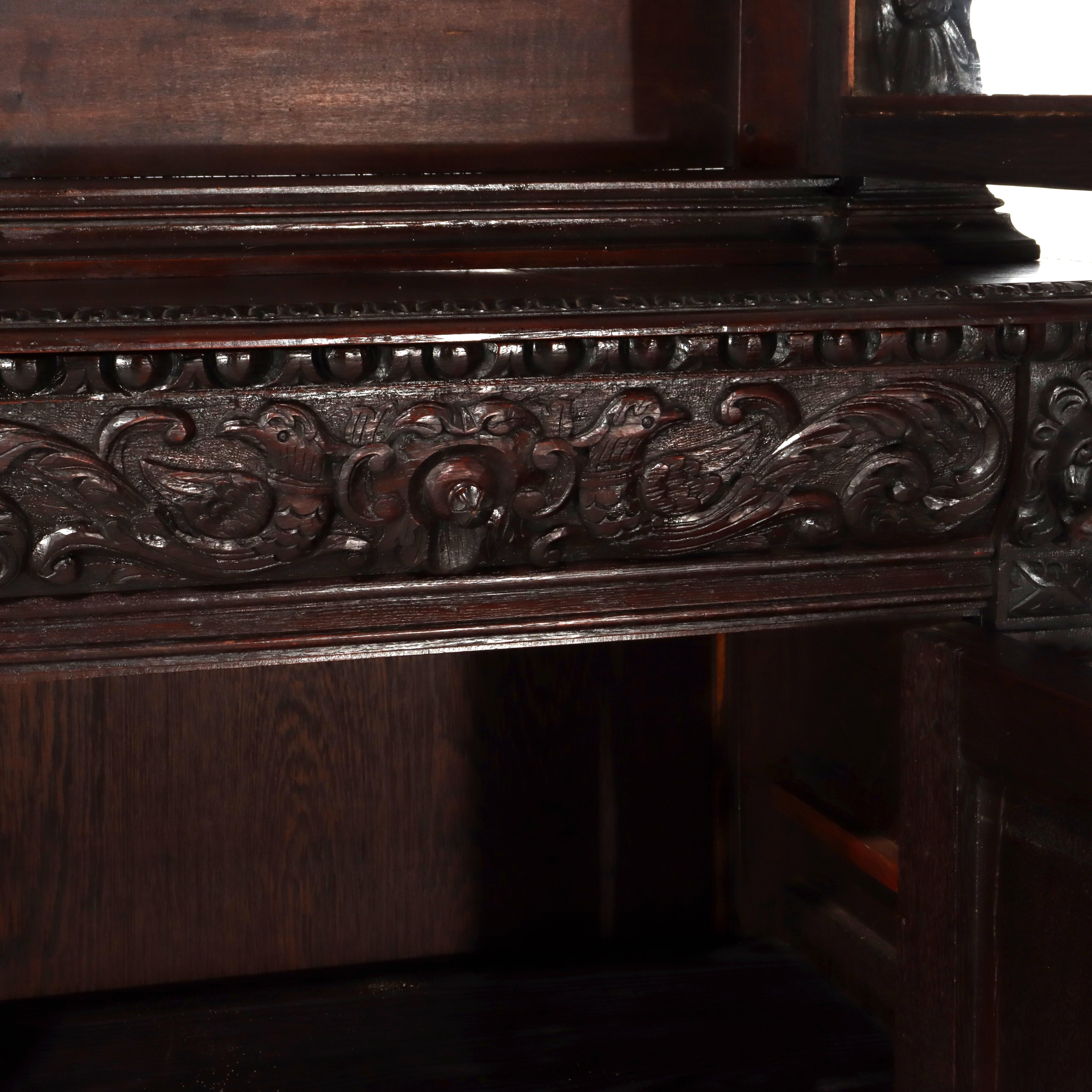 Antiguo Armario de Corte Barroco Italiano de Dos Piezas en Roble Tallado Siglo XVIII en venta 9