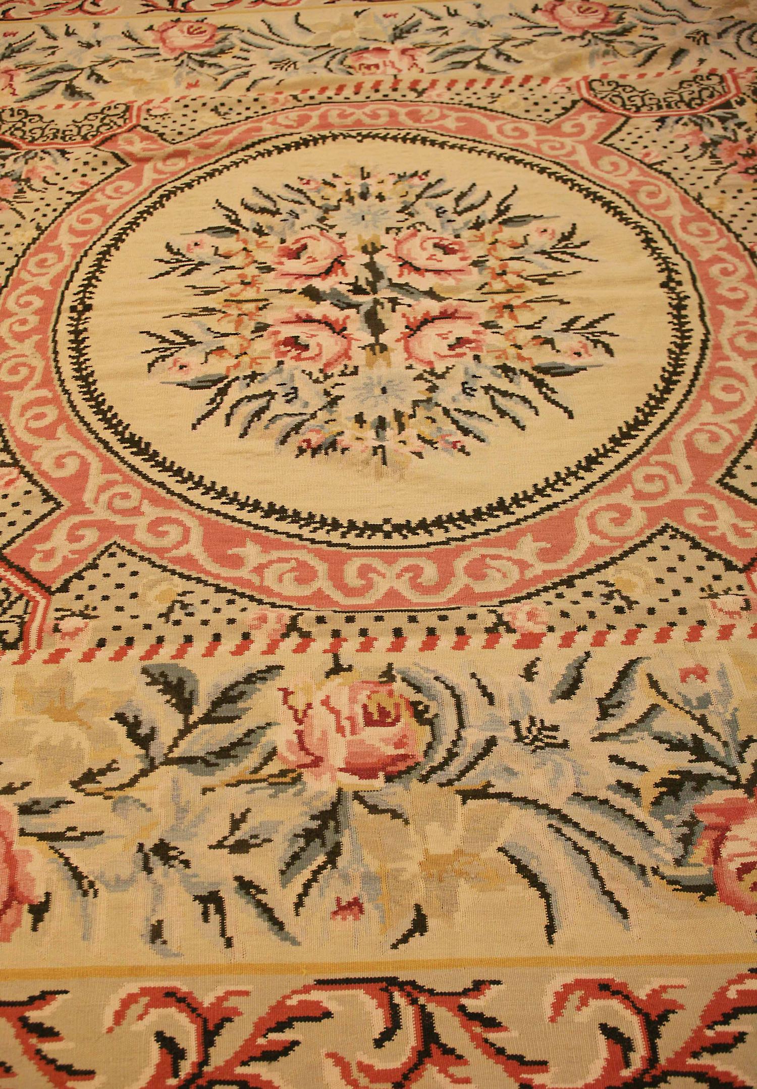 Ucraino Palette di colori tenui Bessarabian Kilim in vendita
