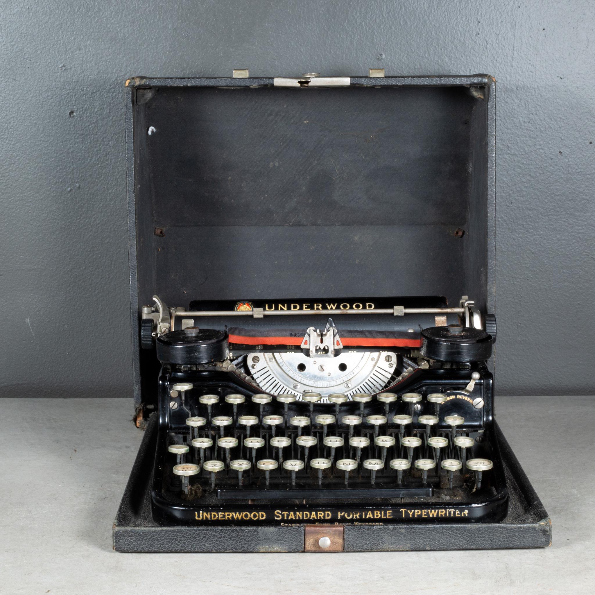 underwood standard portable typewriter