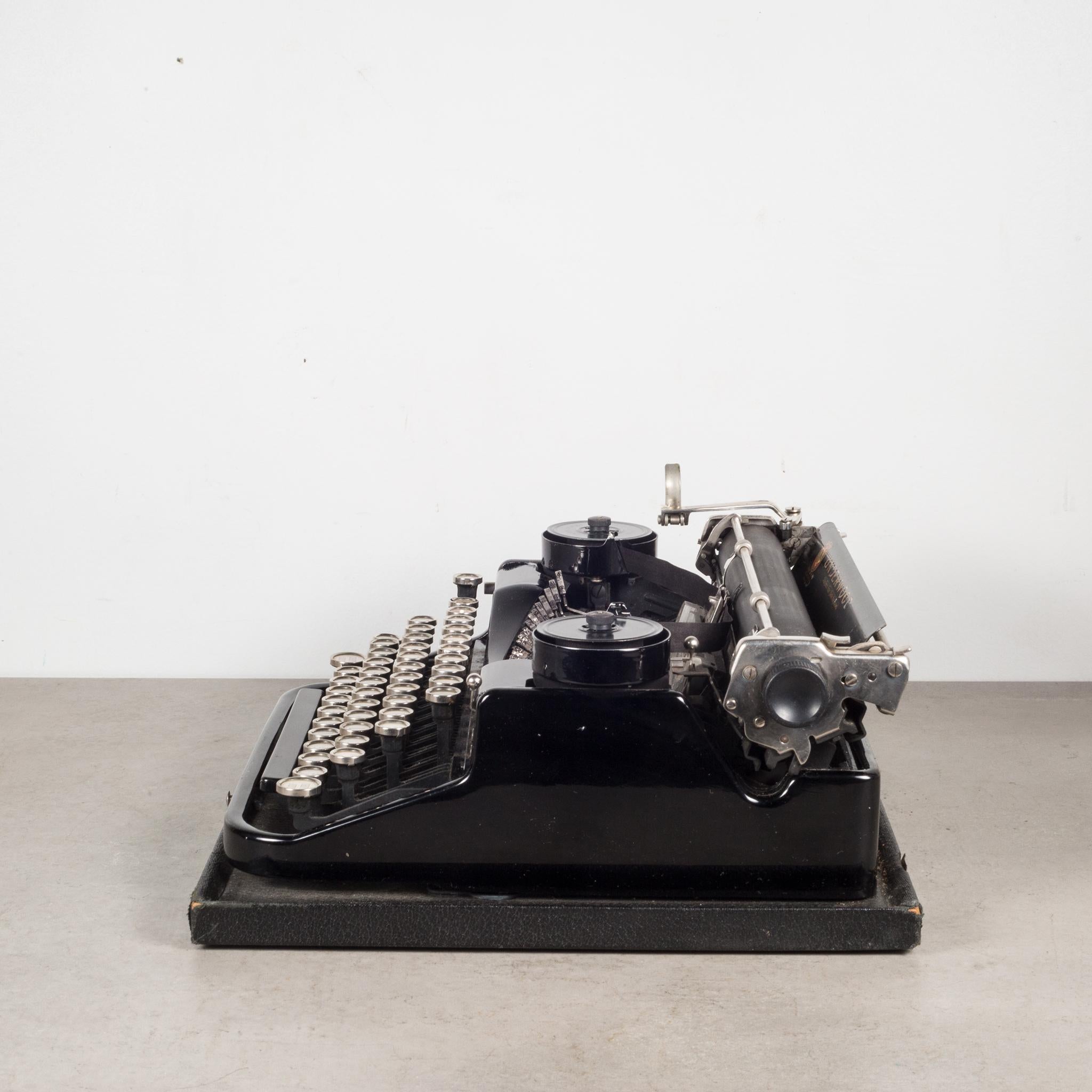 underwood portable typewriter