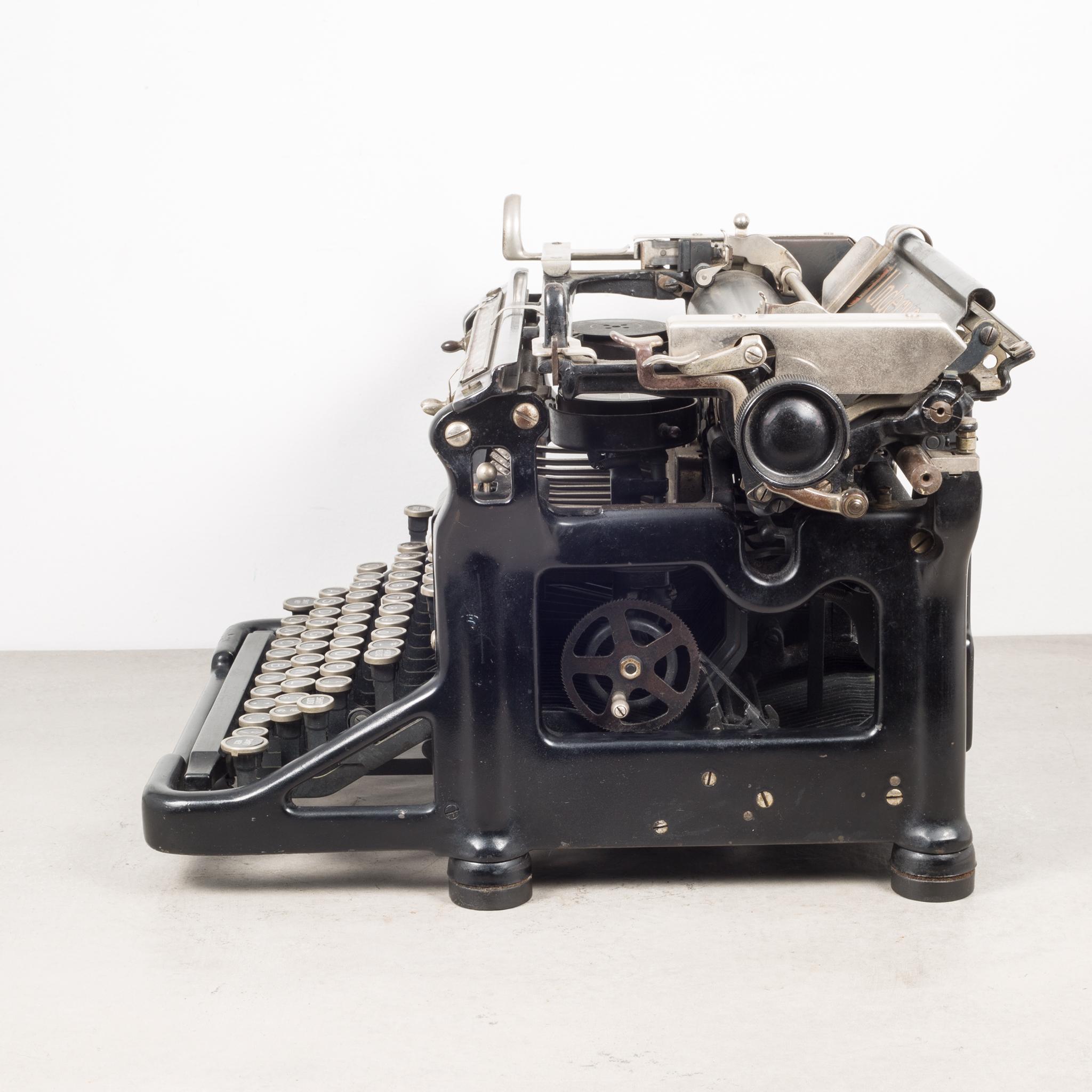 machine a ecrire underwood ancienne