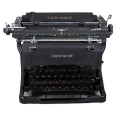 Antique Underwood Typewriter, C.1945