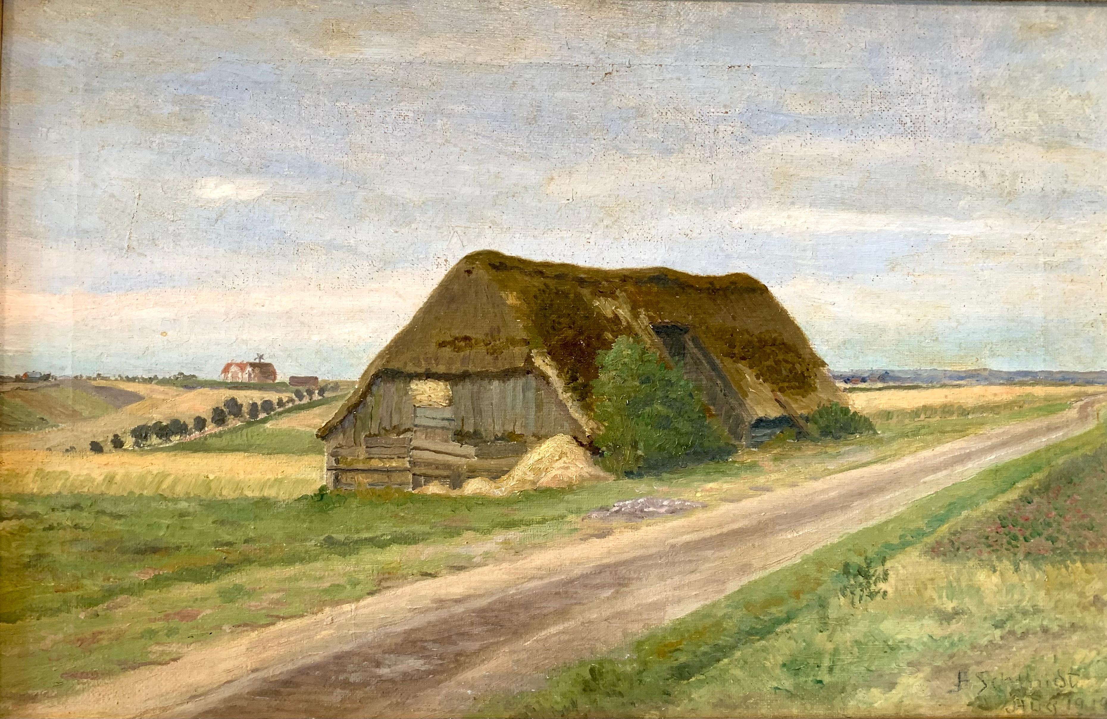Dies ist ein stimmungsvolles antikes Öl auf Leinwand Landschaftsgemälde mit Motiv auf einer alten Scheune an einem kleinen Feldweg, umgeben von Feldern. Ein Gebäude im Hintergrund mit einer Windmühle ist typisch für die nordwestlichen Länder in