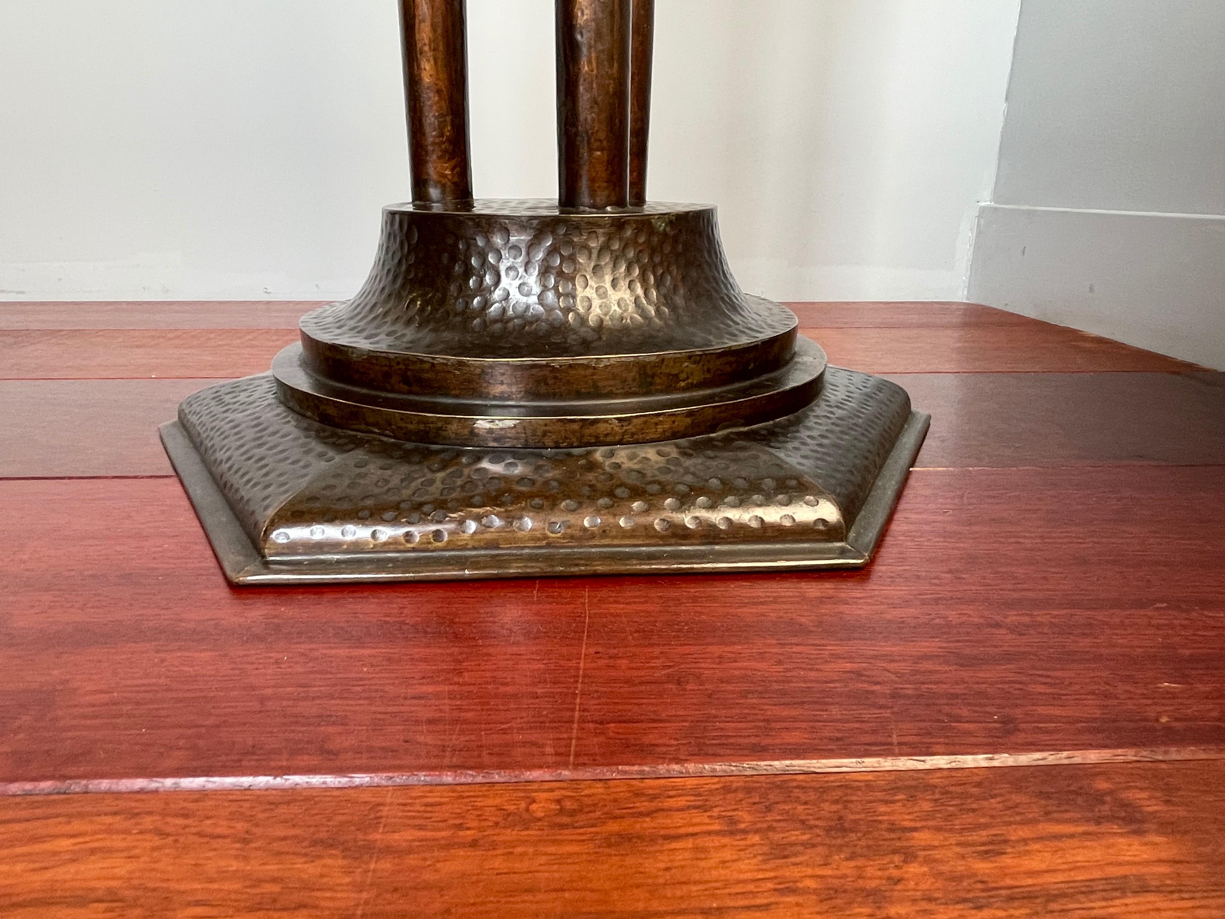 Antique & Unique Arts & Crafts Hand Hammered Brass Pedestal Stand / Table ca1900 6