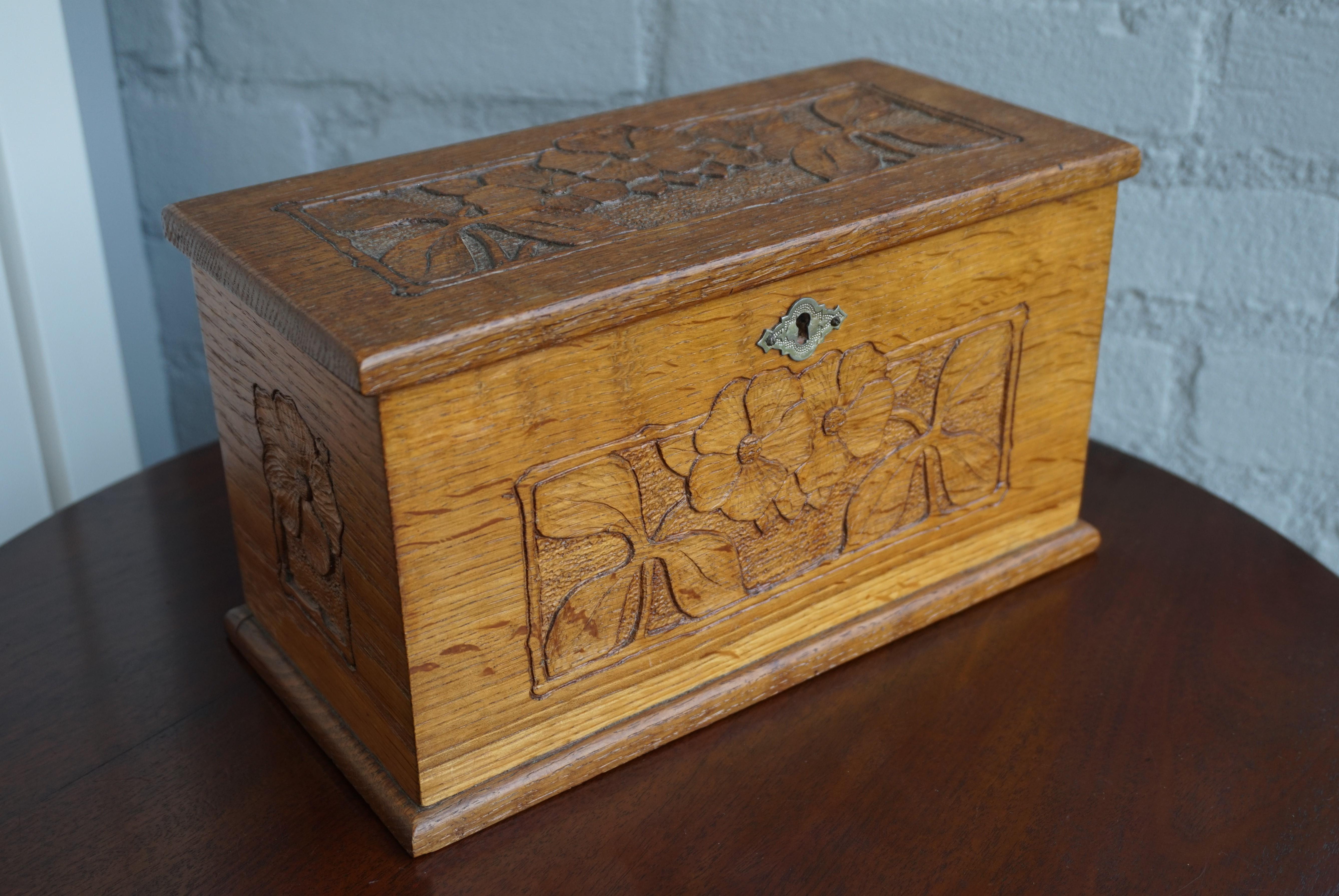 Antique and Unique Arts & Crafts Oak Jewelry Box with Hand Carved Flower Decor For Sale 8