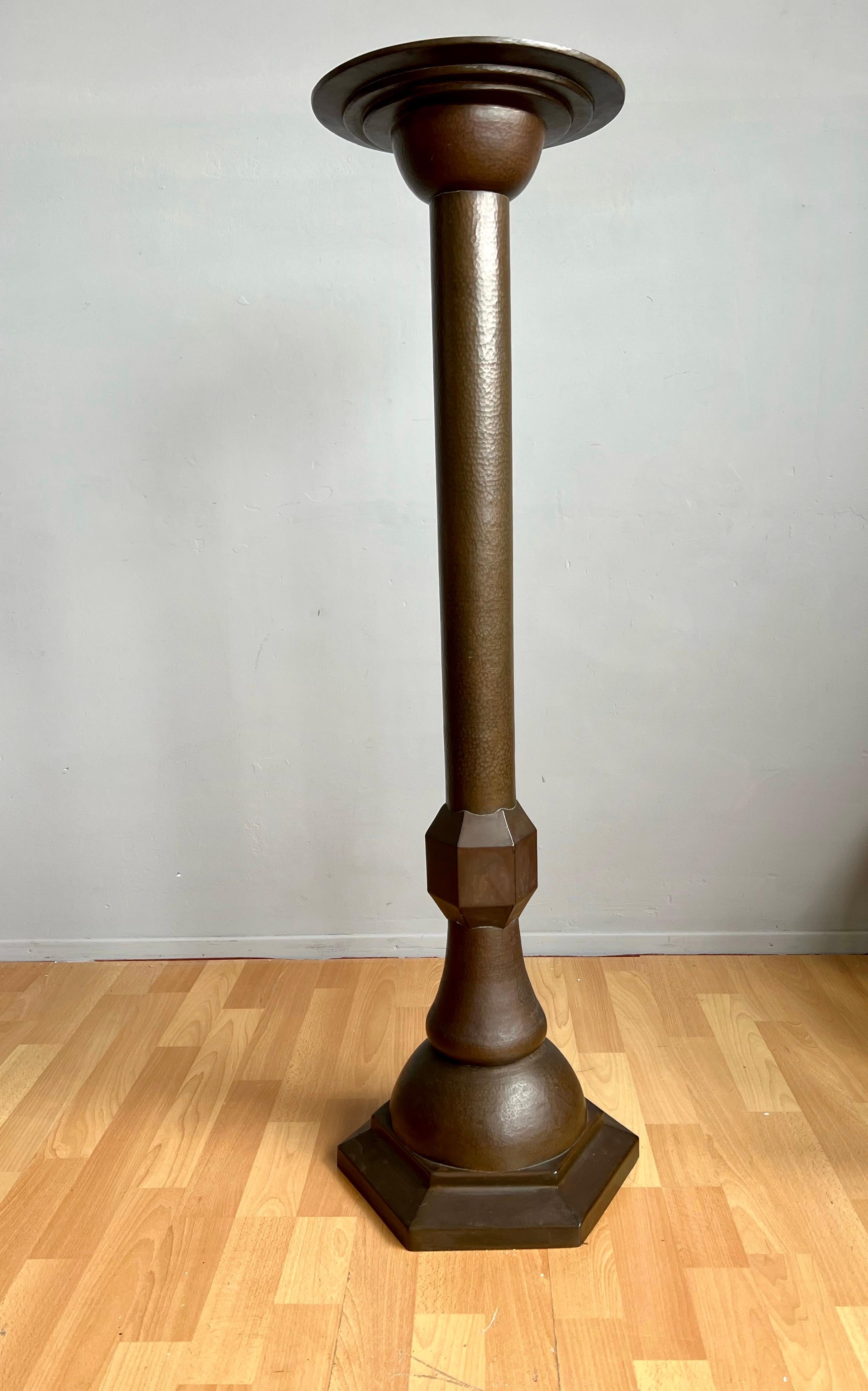 Wonderful early 20th century craftsmanship pedestal.

Finding the most beautiful and rarest antiques in the best possible condition is what we always dream of and we have been very fortunate to have had many dreams come true. When you look at this
