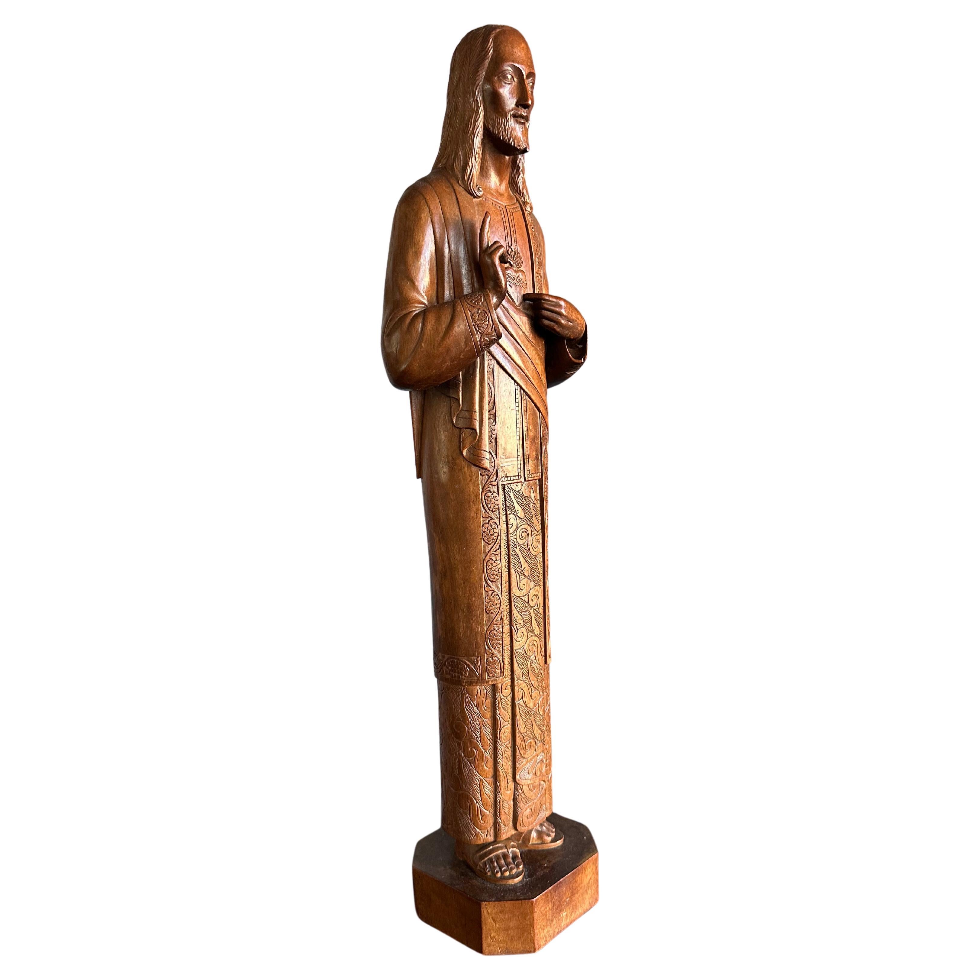 Antike und einzigartige, handgeschnitzte Holzskulptur / Statue des heiligen Herzens Christi aus Holz