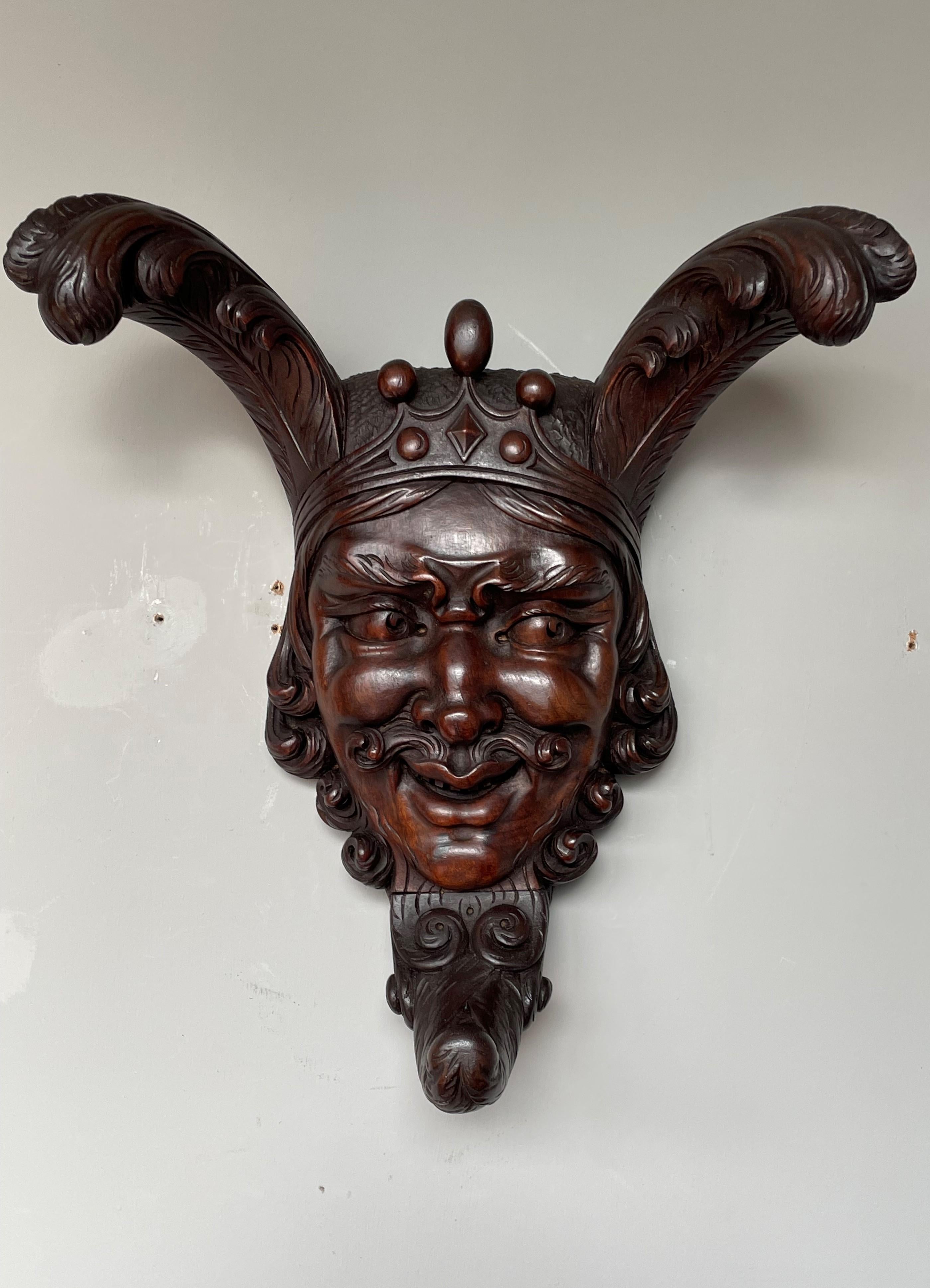 Sculpture de masque de satyre ancienne et unique, magistralement sculptée, du début au milieu de l'époque victorienne en vente 2