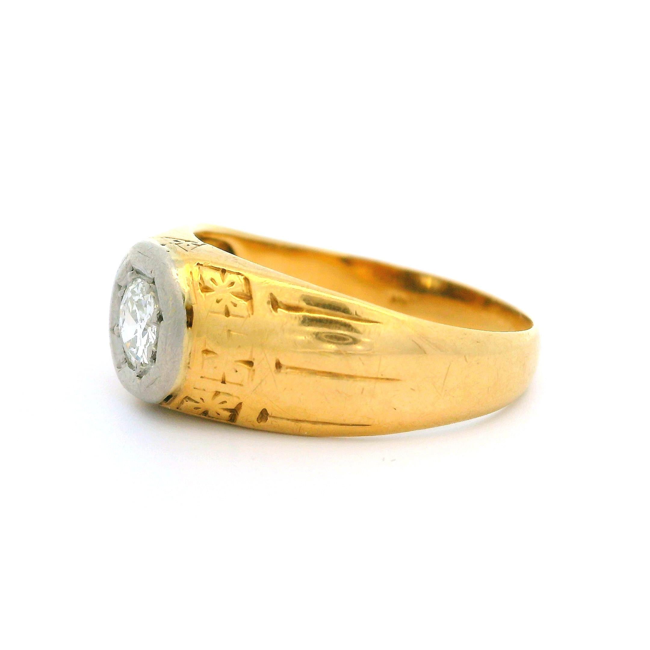 Women's Antique Unisex 14k Yellow Gold 0.28ct Old Cut Diamond Engraved Solitaire Ring For Sale