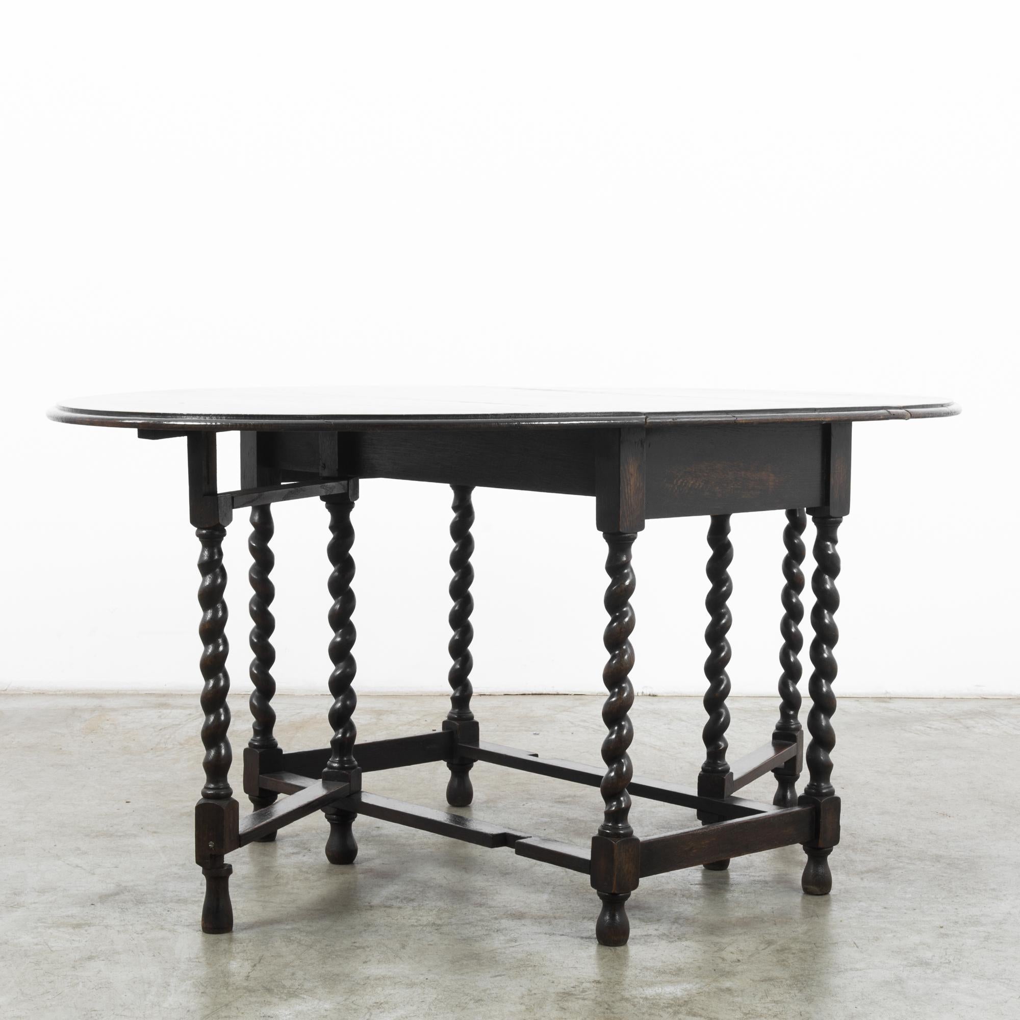 gateleg table antique