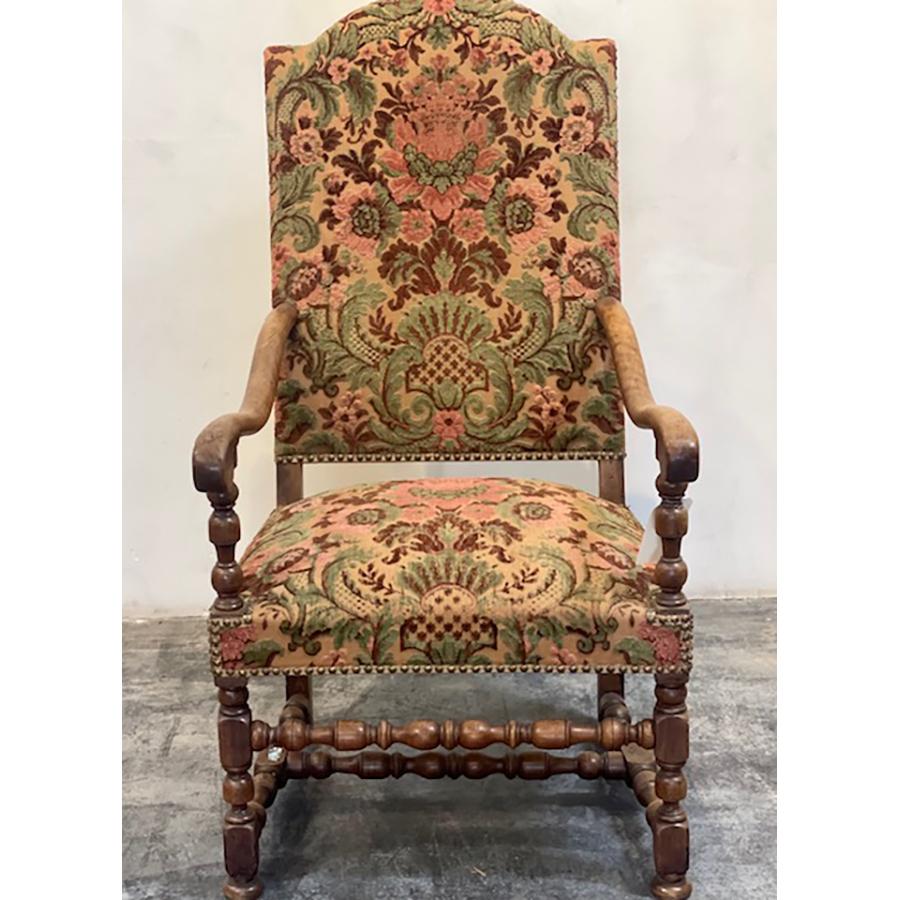 French Antique Upholstered Chair, Early 18th Century, FR-0056 For Sale