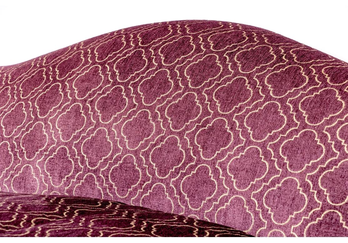 Antique Upholstered Chippendale Style Carved Mahogany Camel Back Sofa en vente 2